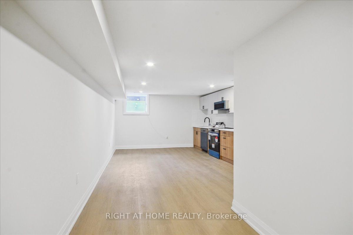 131 Kenilworth Avenue Lower Property Photo 20