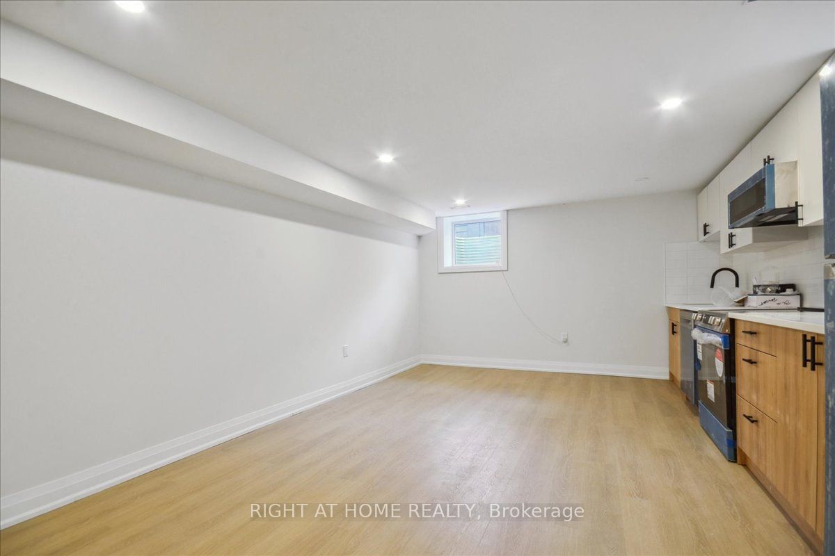 131 Kenilworth Avenue Lower Property Photo 22