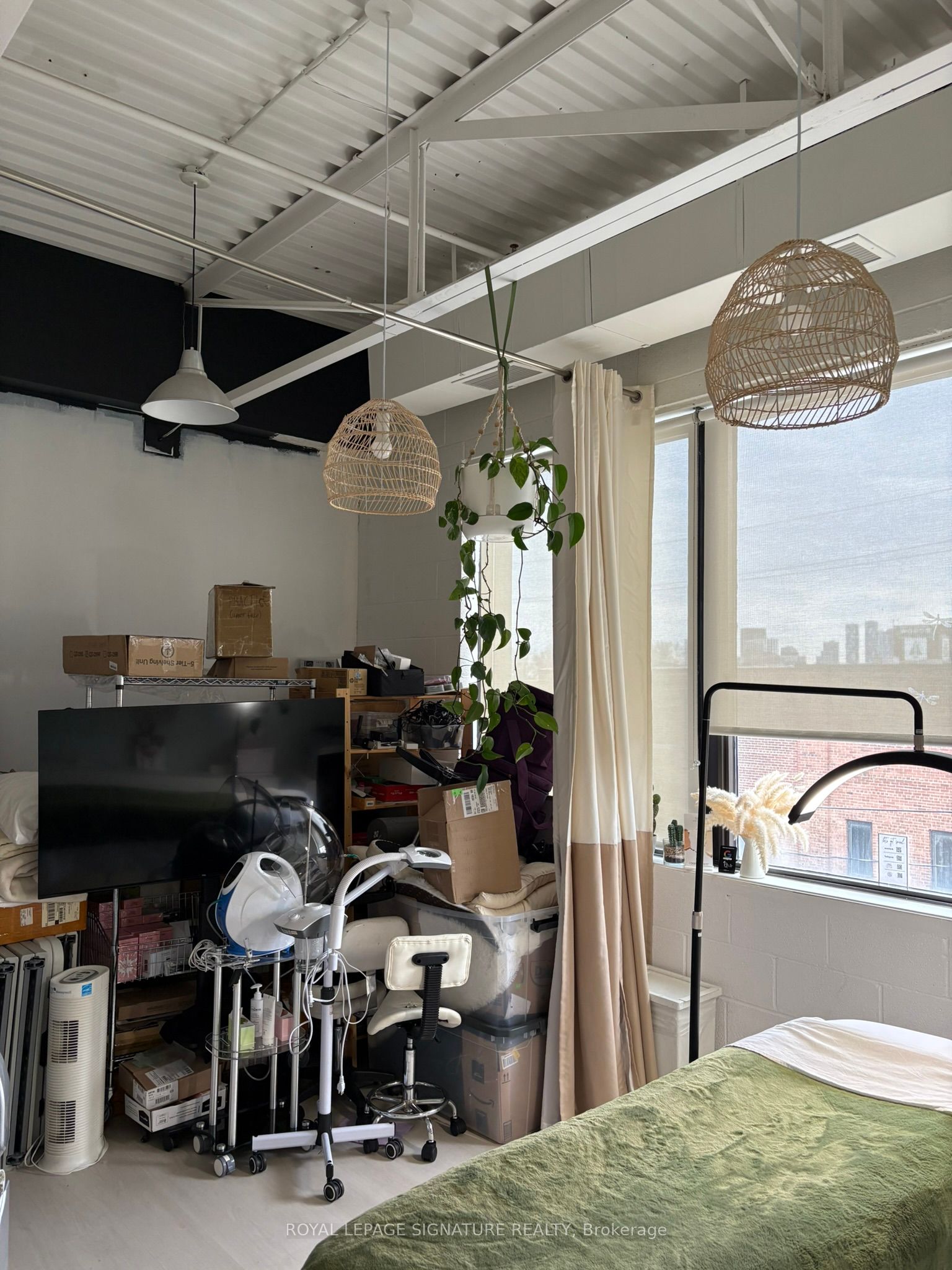 #303 - 349 Carlaw Avenue Property Photo 18