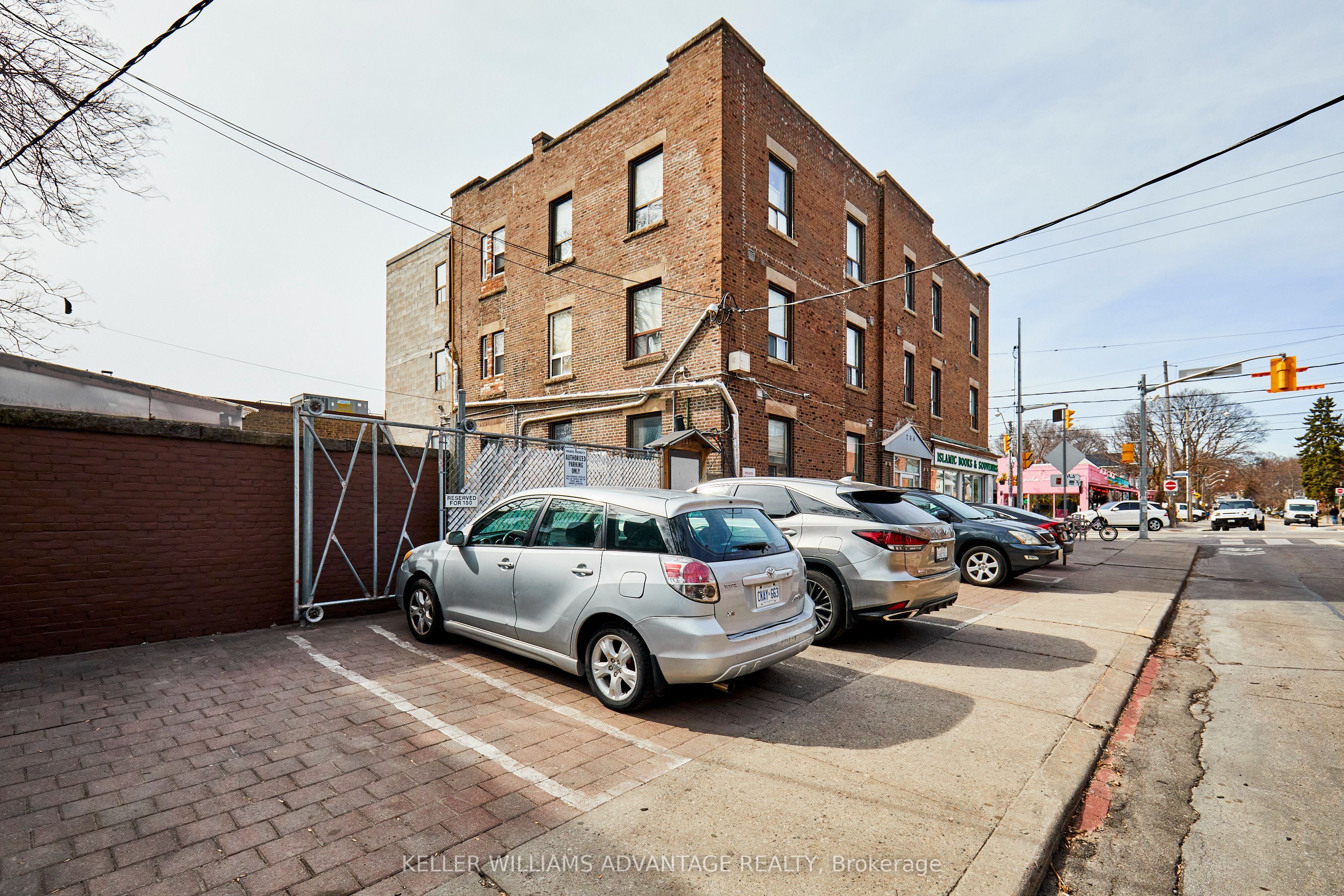 280 Woodfield Road Property Photo 1