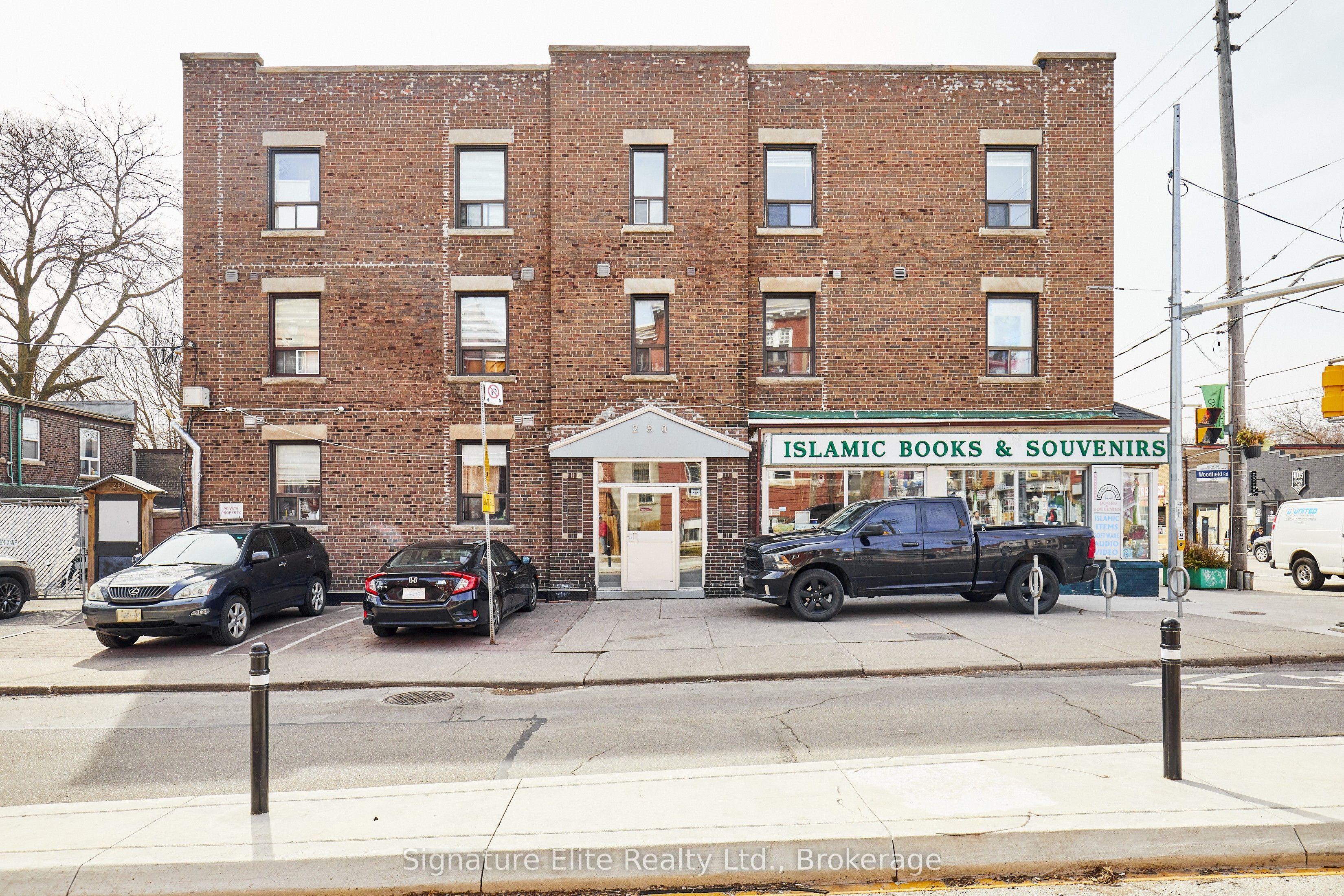 280 Woodfield Road Property Photo 3