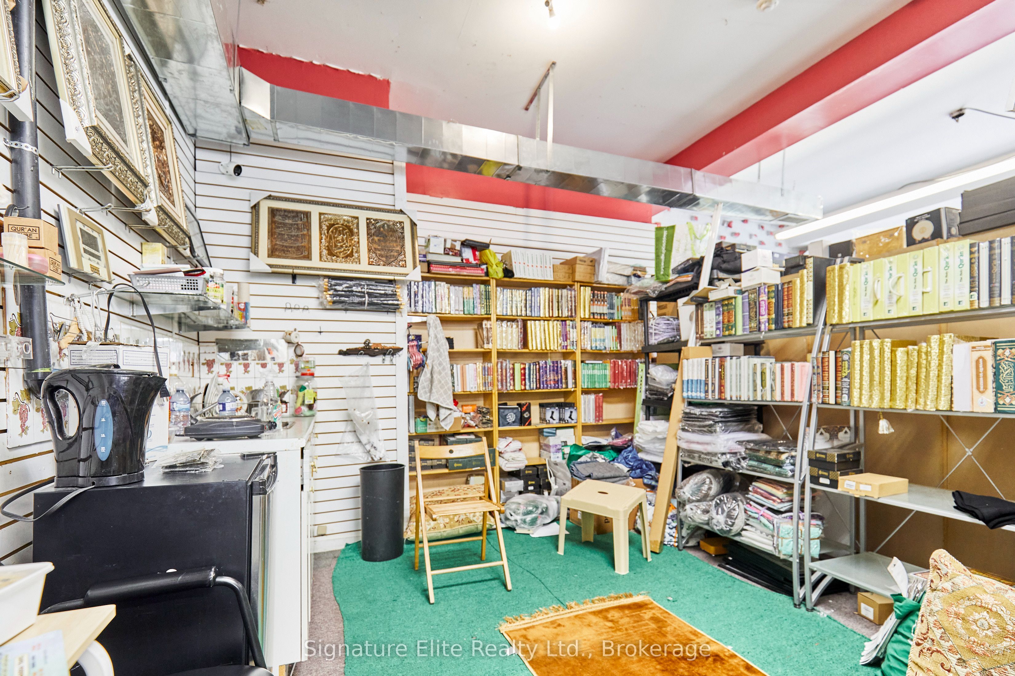 280 Woodfield Road Property Photo 9