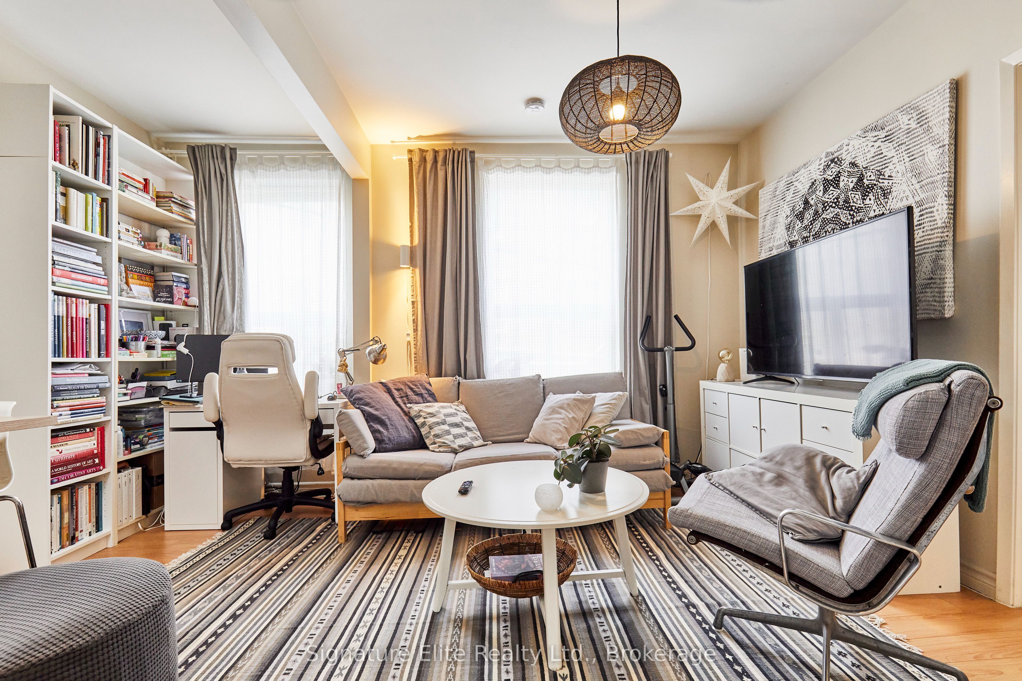 280 Woodfield Road Property Photo 16