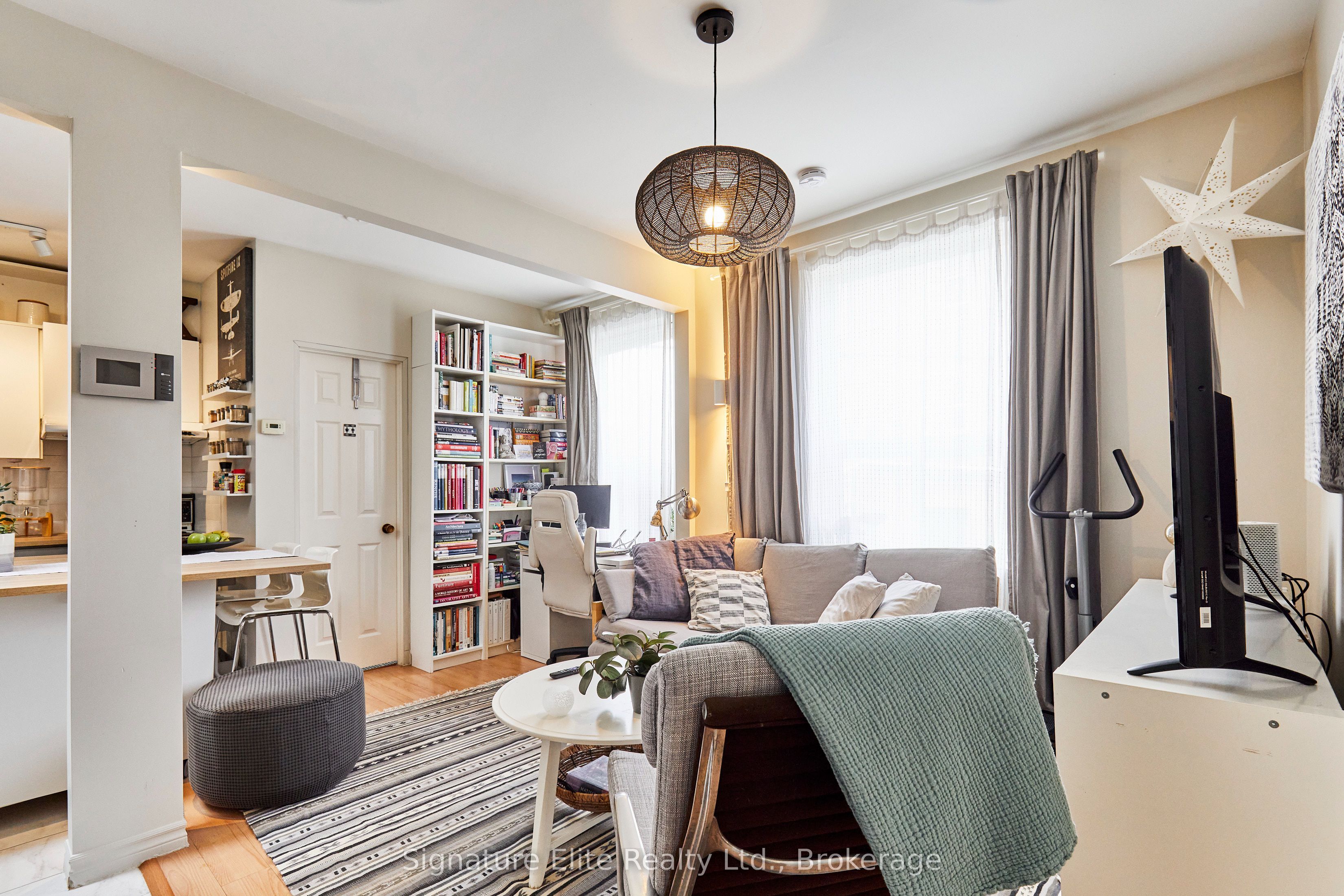 280 Woodfield Road Property Photo 18