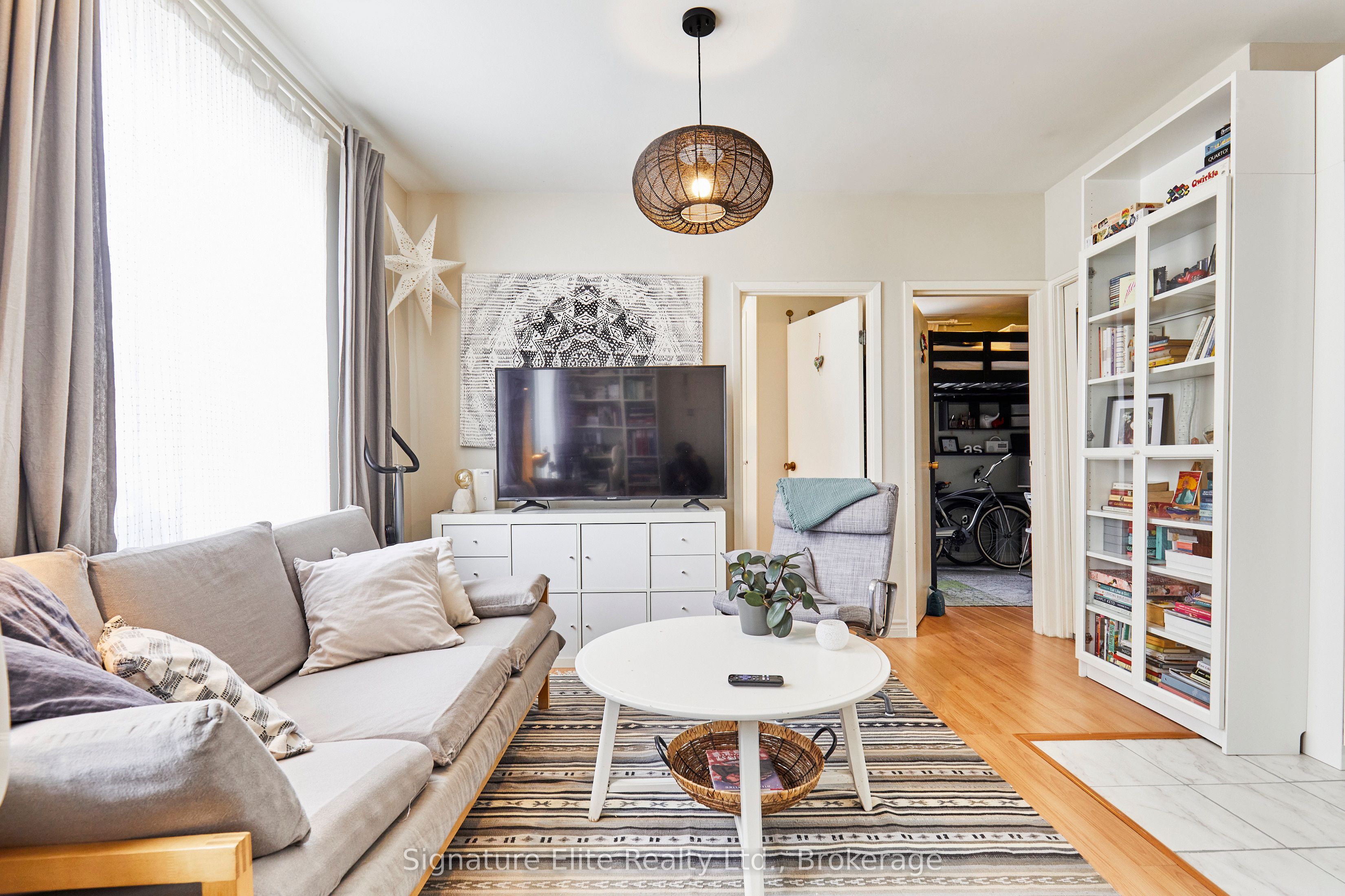 280 Woodfield Road Property Photo 19