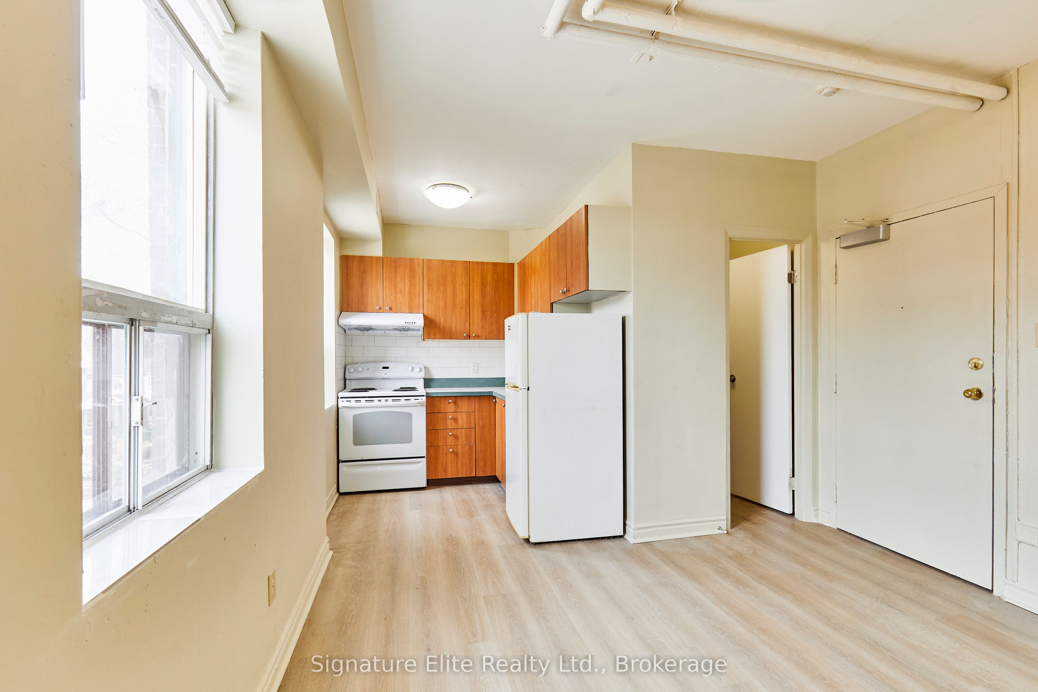 280 Woodfield Road Property Photo 29