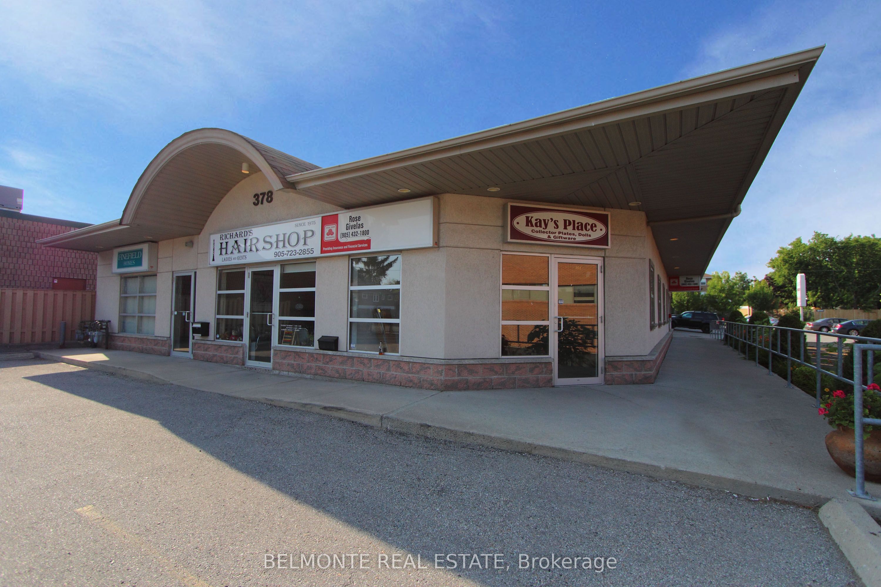 #202 - 378 King Street Property Photo 1