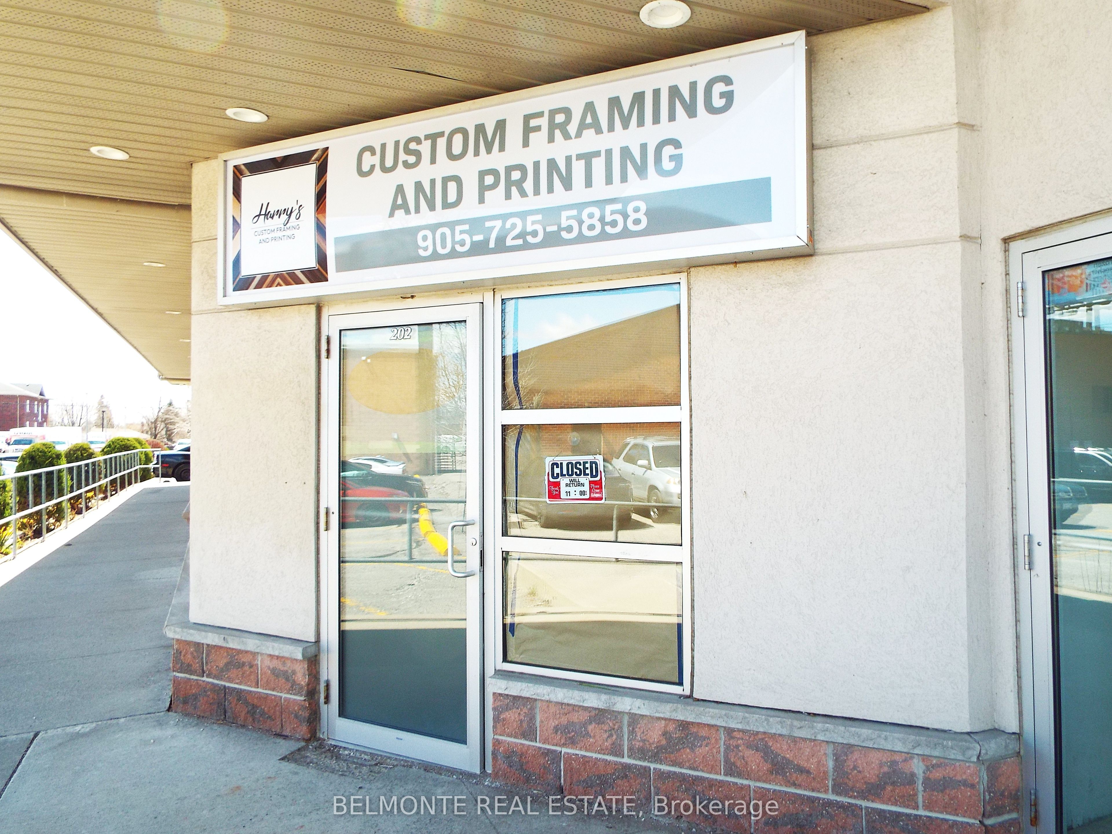 #202 - 378 King Street Property Photo 5