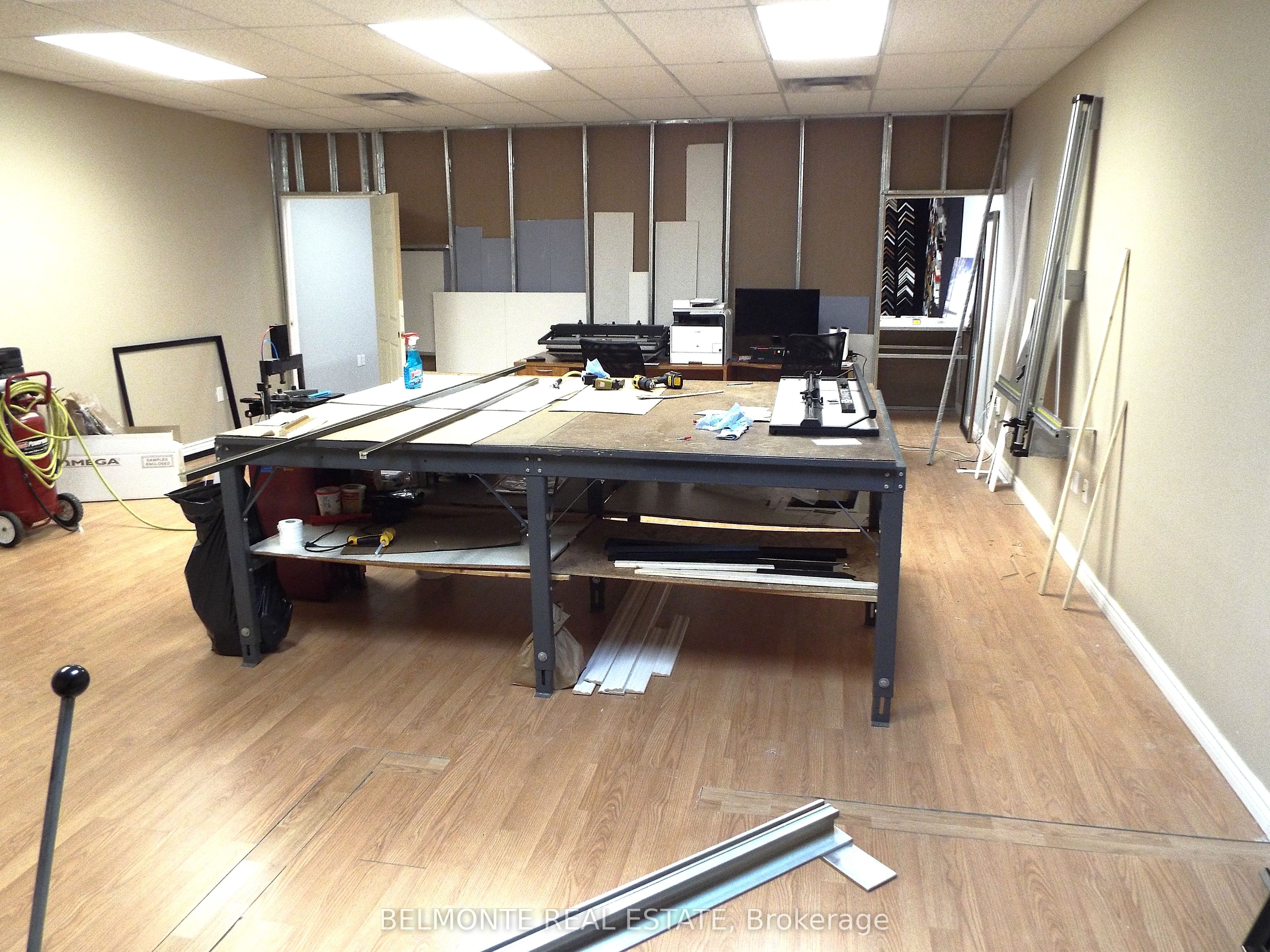 #202 - 378 King Street Property Photo 10