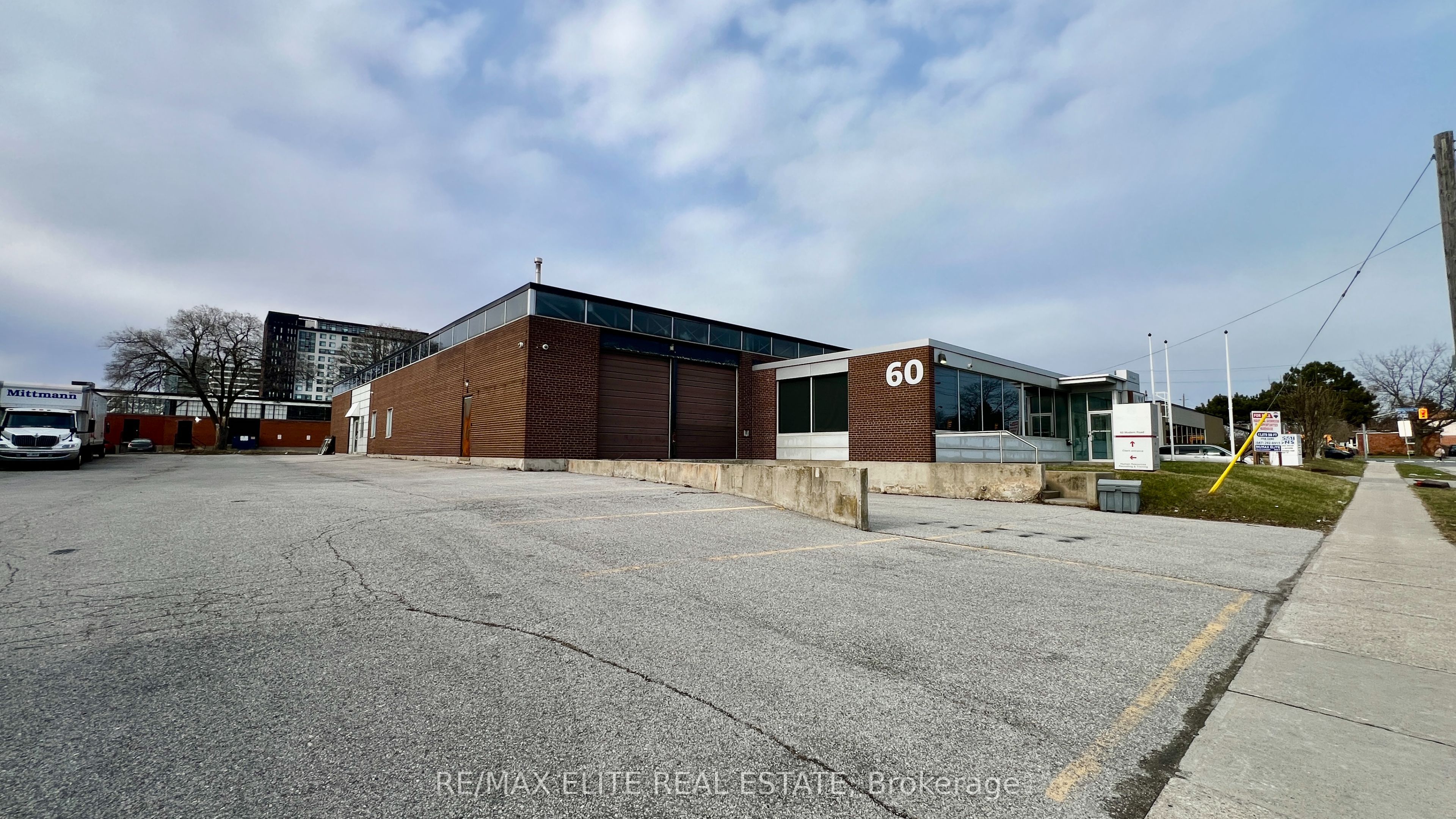 60 Modern Road Property Photo 2