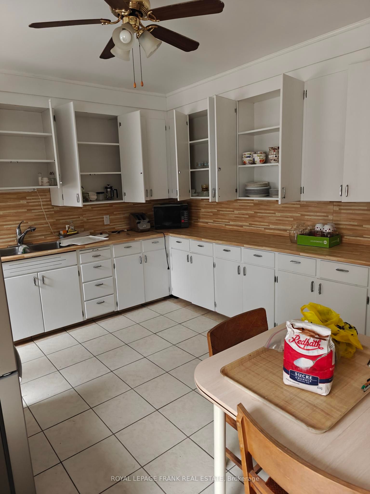 374 Central Park Boulevard S Room #8 Property Photo 14