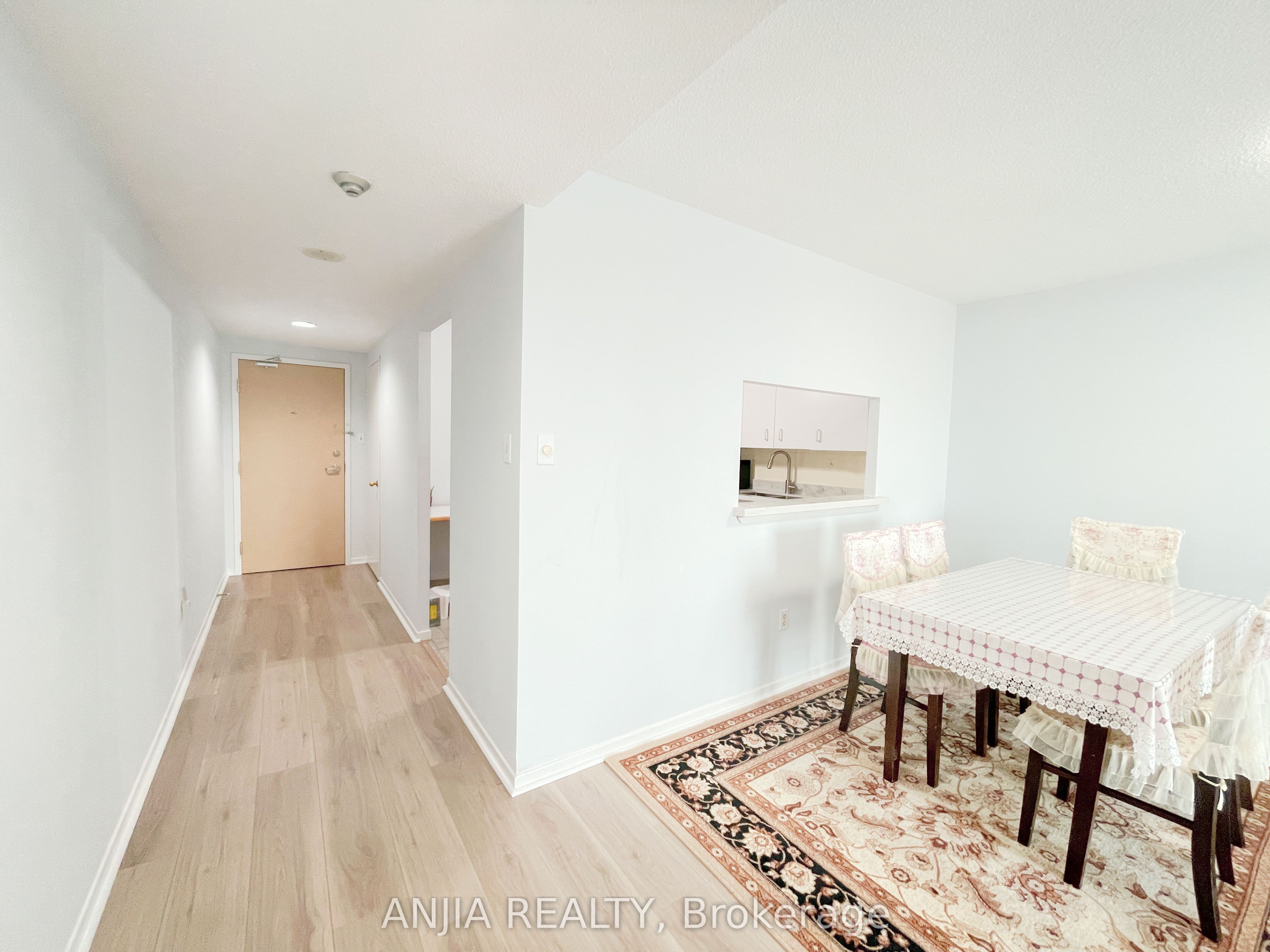 15 Sewells Road Ph3 Property Photo 22