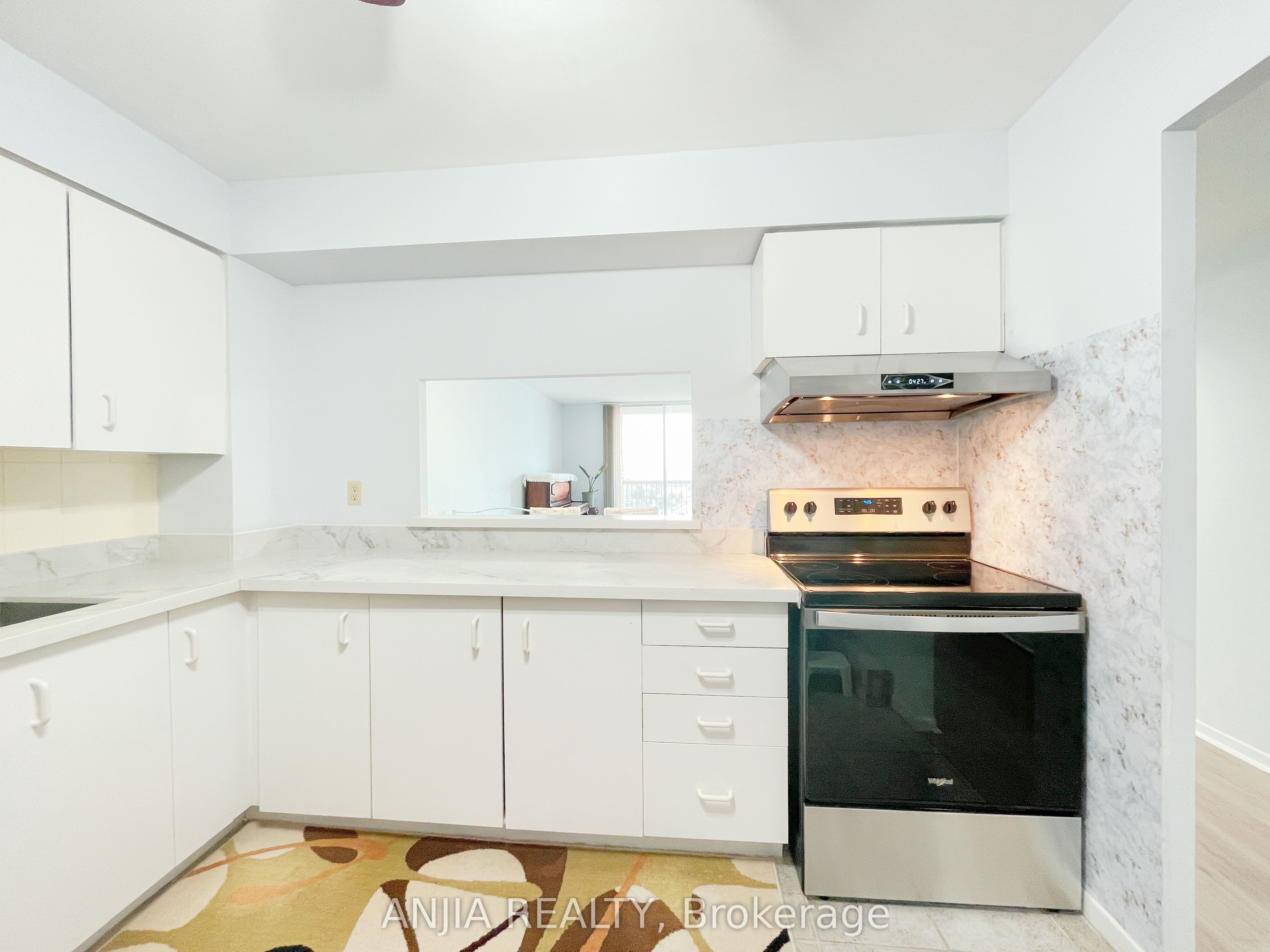 15 Sewells Road Ph3 Property Photo 49