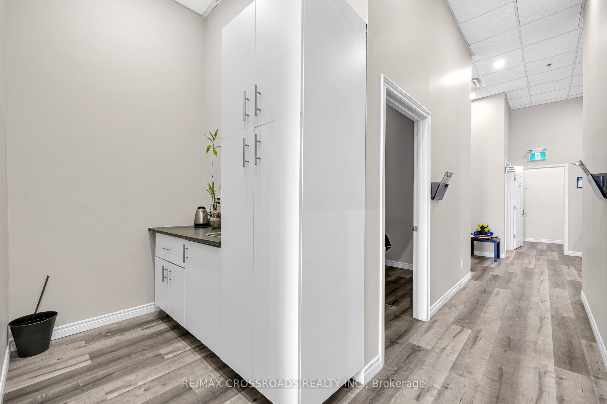 1899 Brock Road D3 Property Photo 12