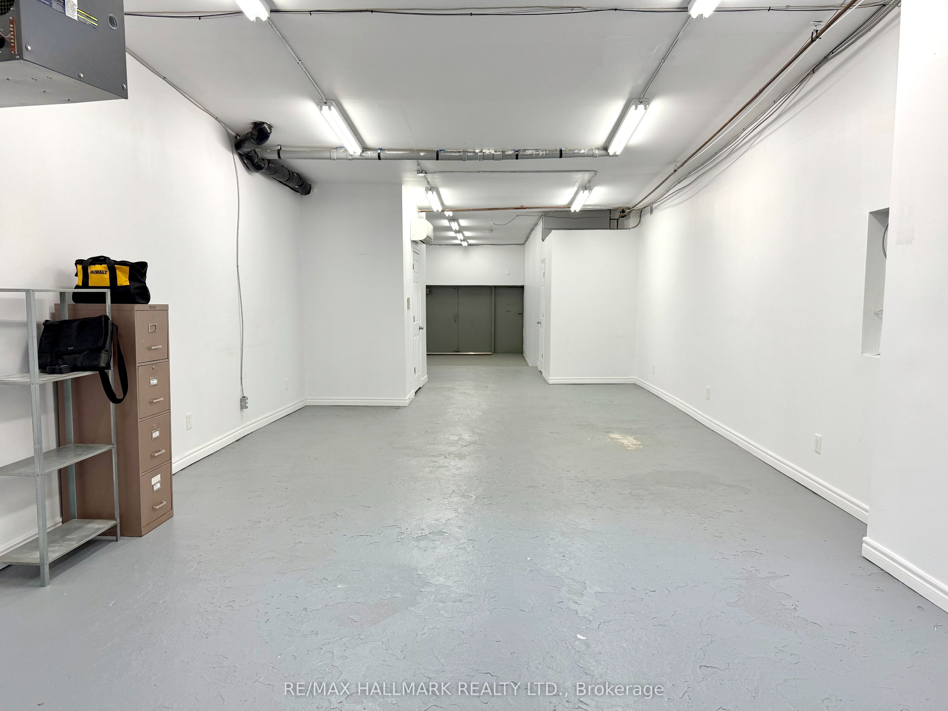 #3 - 741 Queen Street Property Photo 10