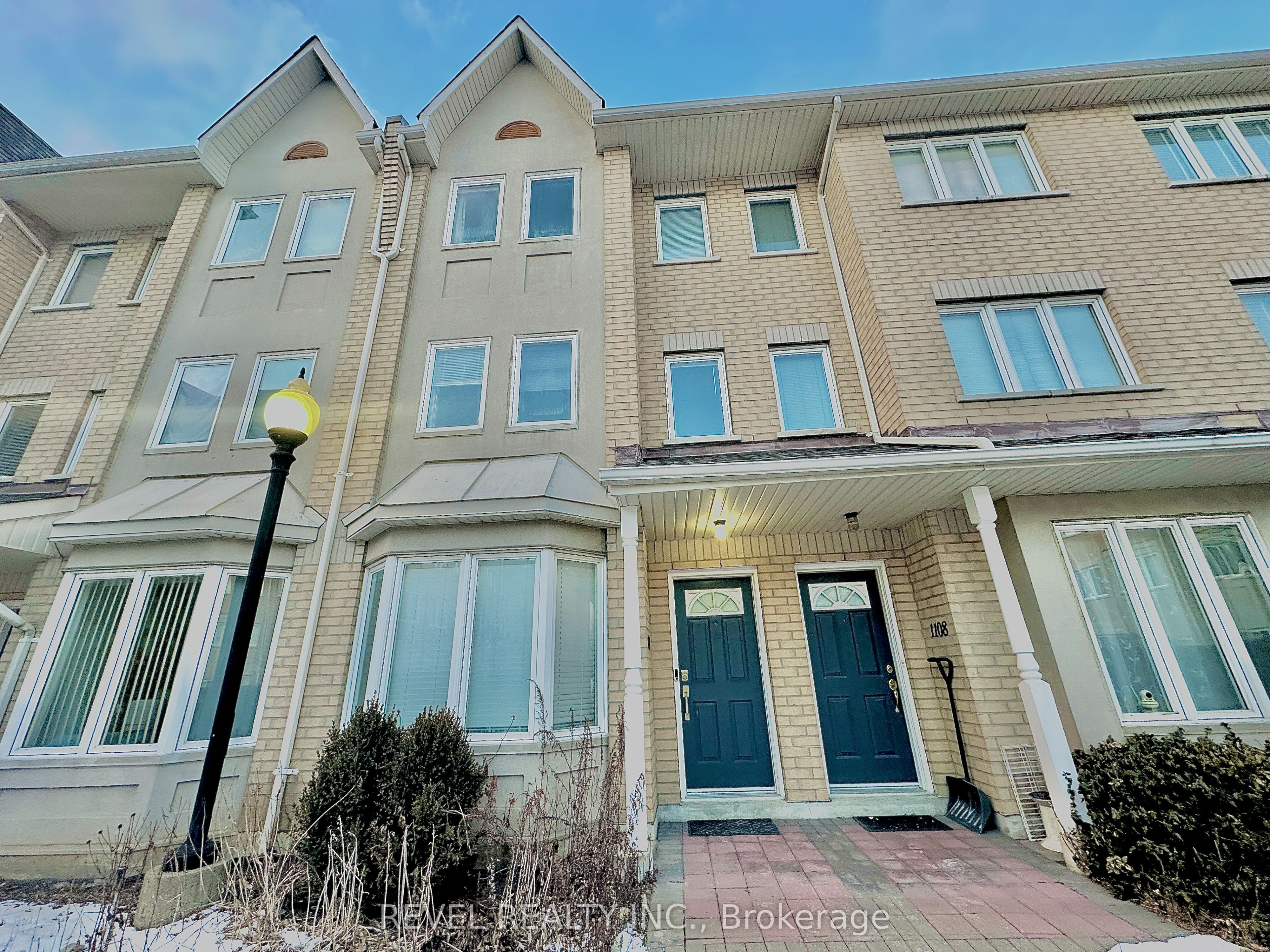 28 Rosebank Drive 1107 Property Photo 1