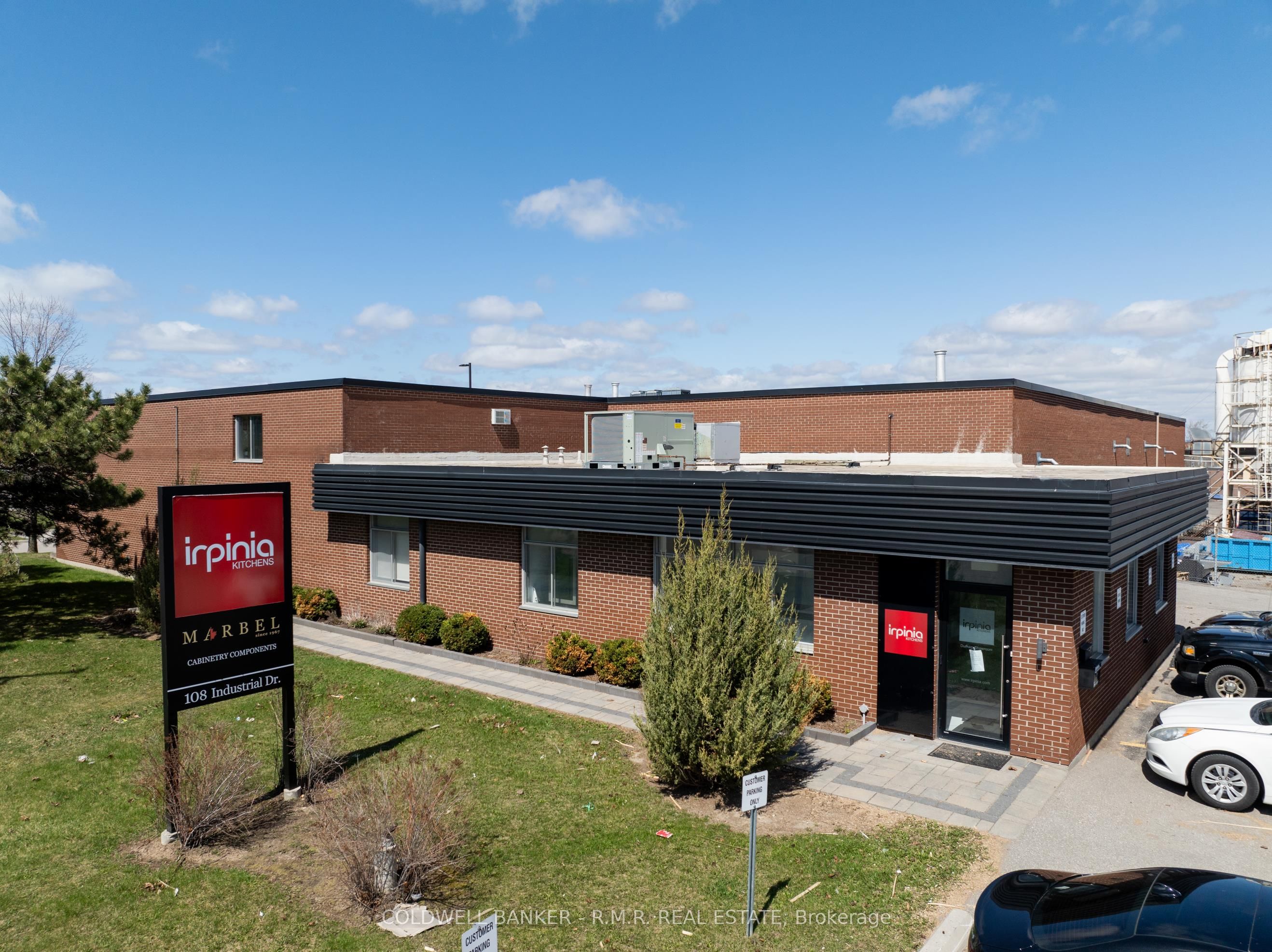 108 Industrial Drive Property Photo 1