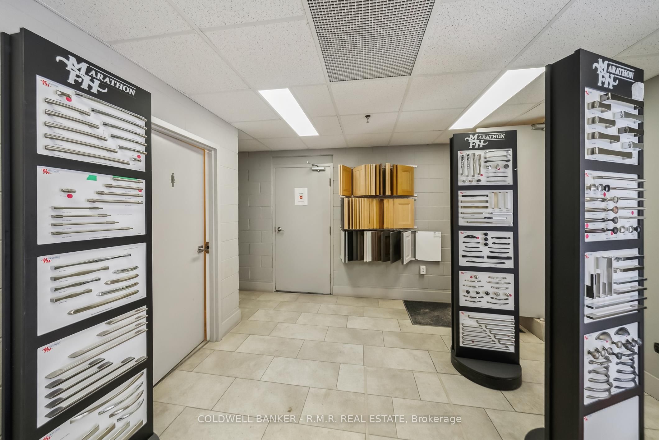 108 Industrial Drive Property Photo 20