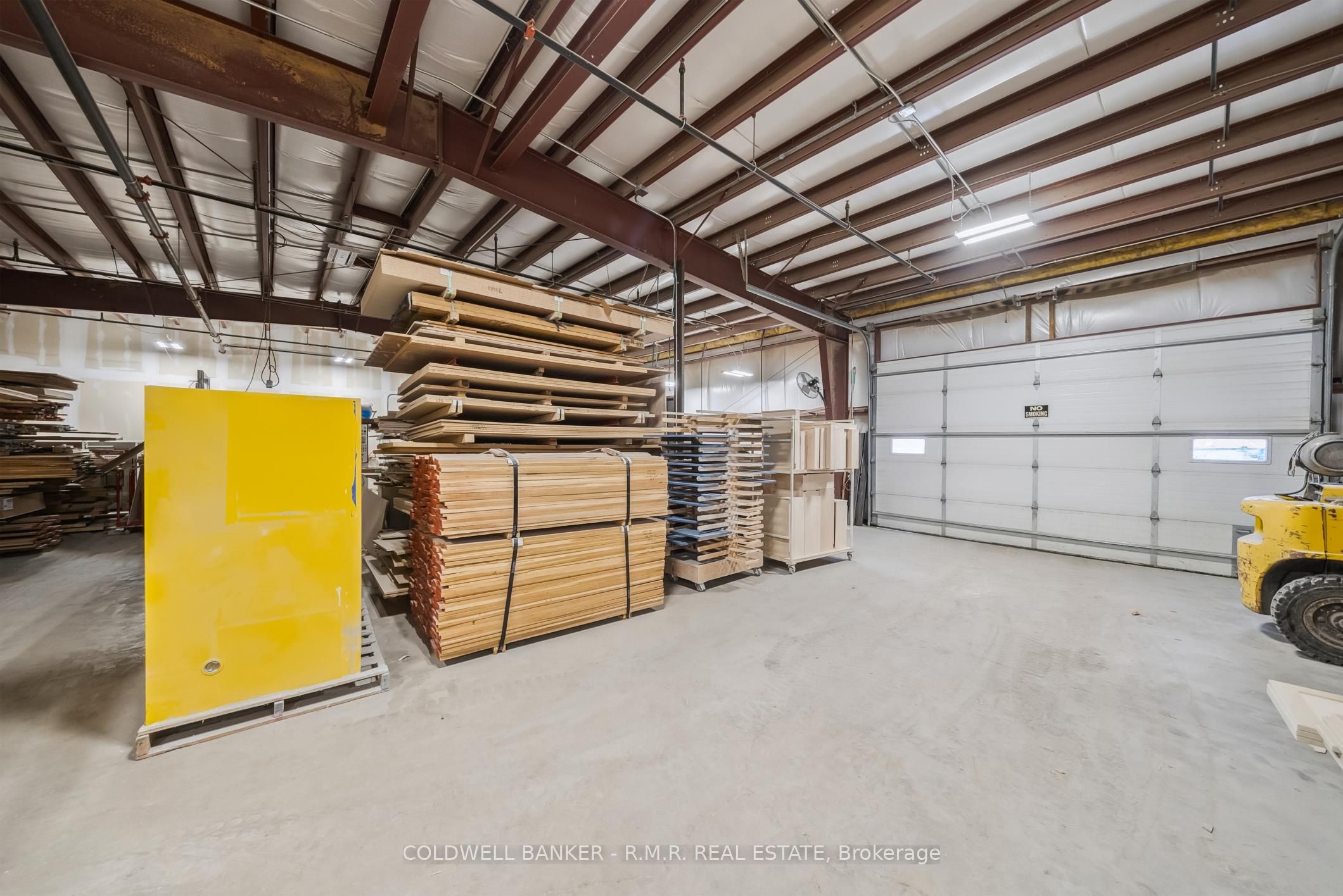 108 Industrial Drive Property Photo 29
