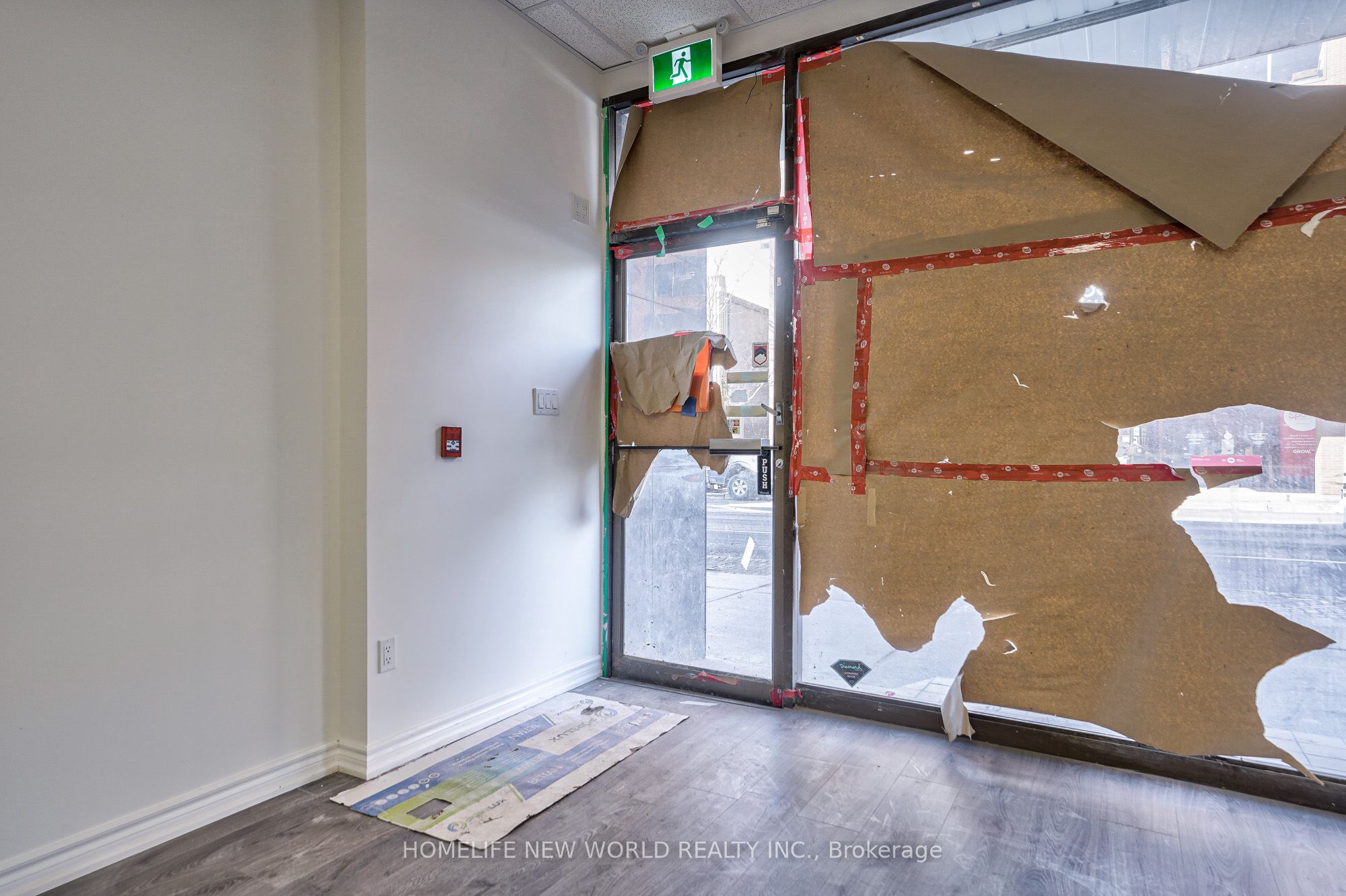 5 Simcoe Street Property Photo 10