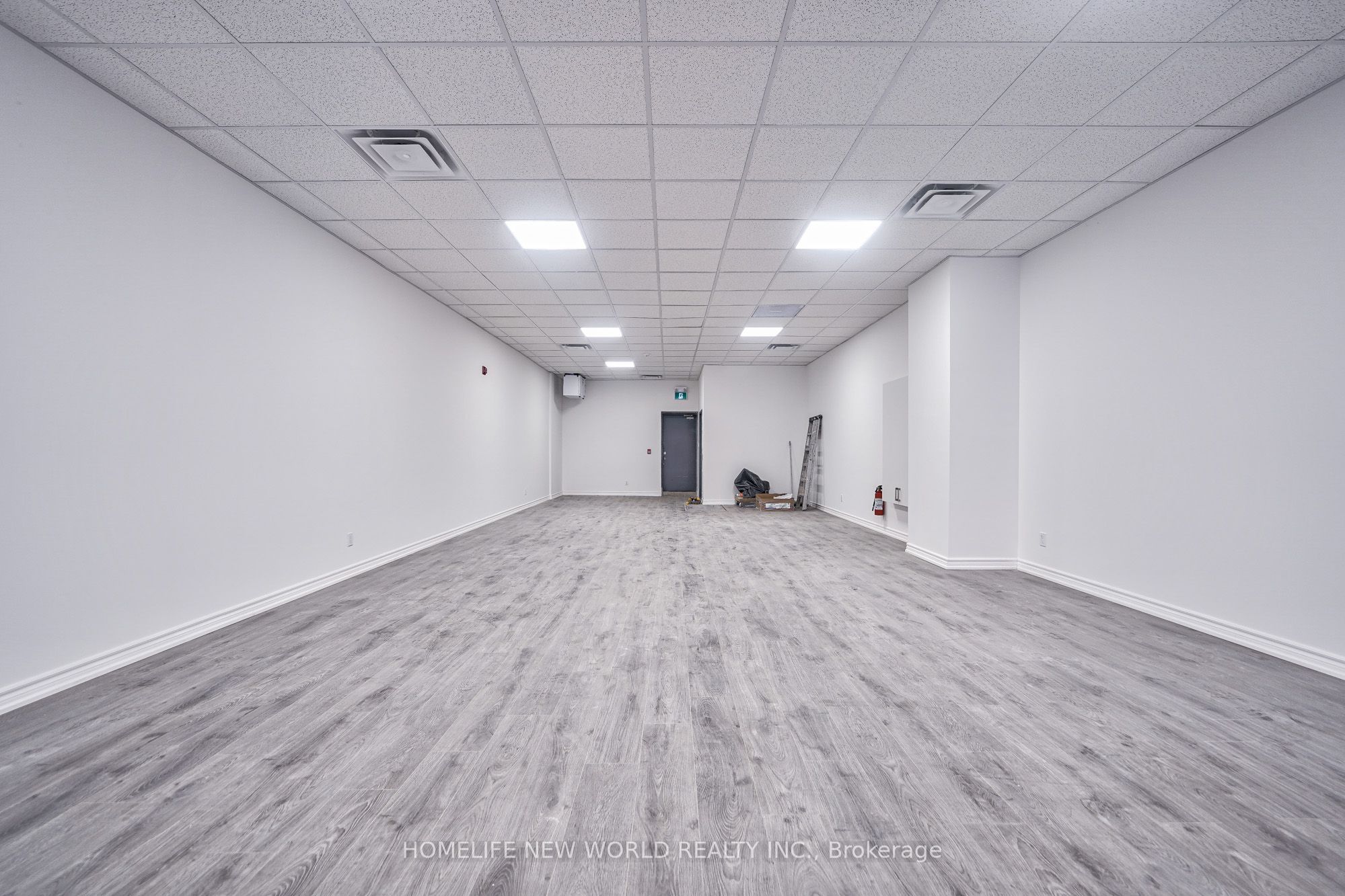 5 Simcoe Street Property Photo 17