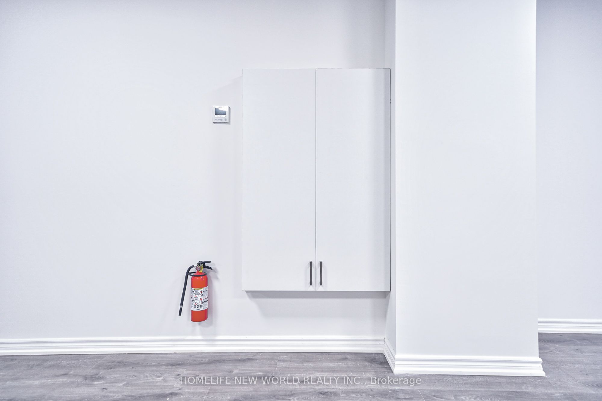 5 Simcoe Street Property Photo 18