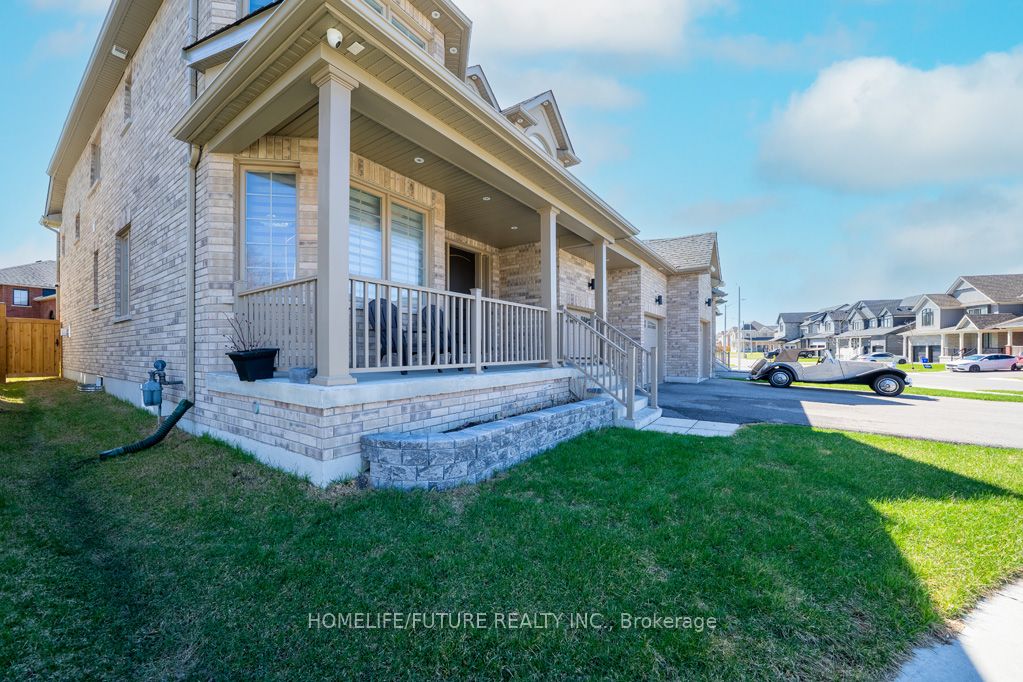 27 Higham Place Property Photo 5