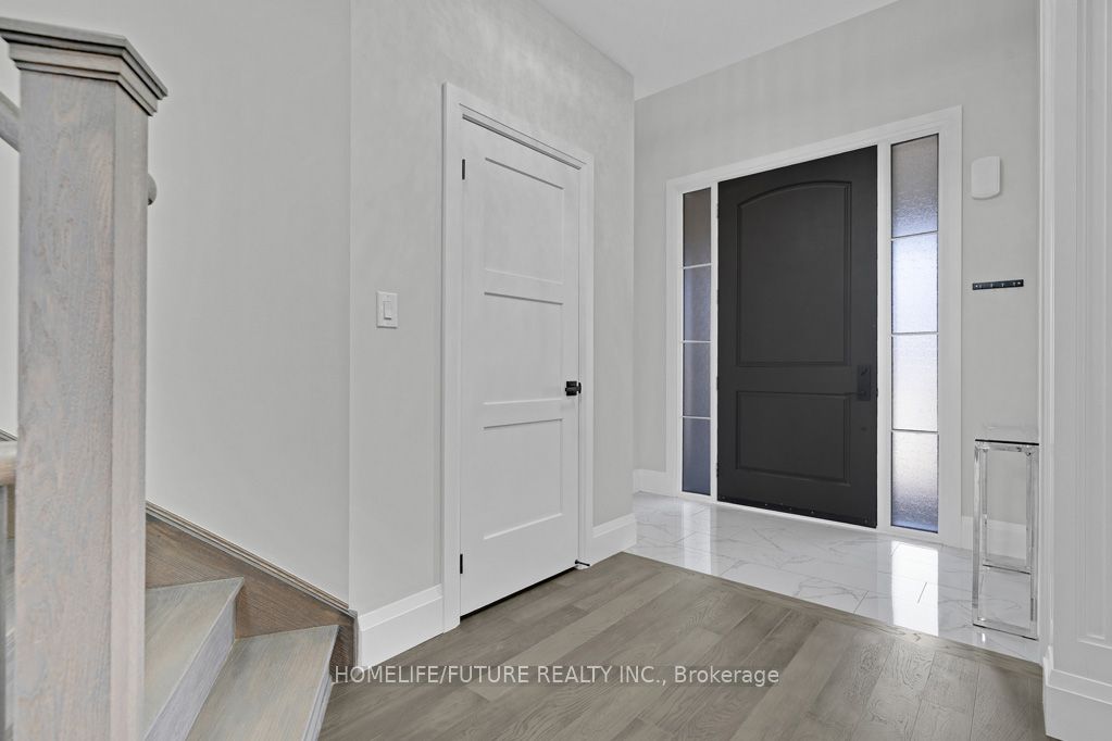 27 Higham Place Property Photo 8