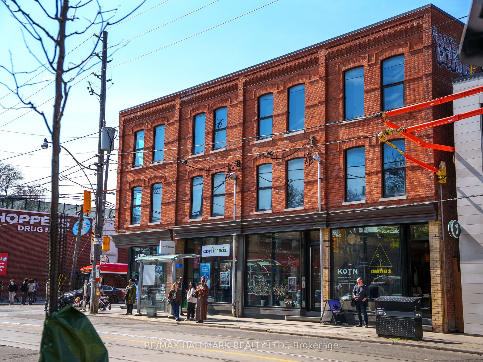 #300 - 972 Queen Street Property Photo 13