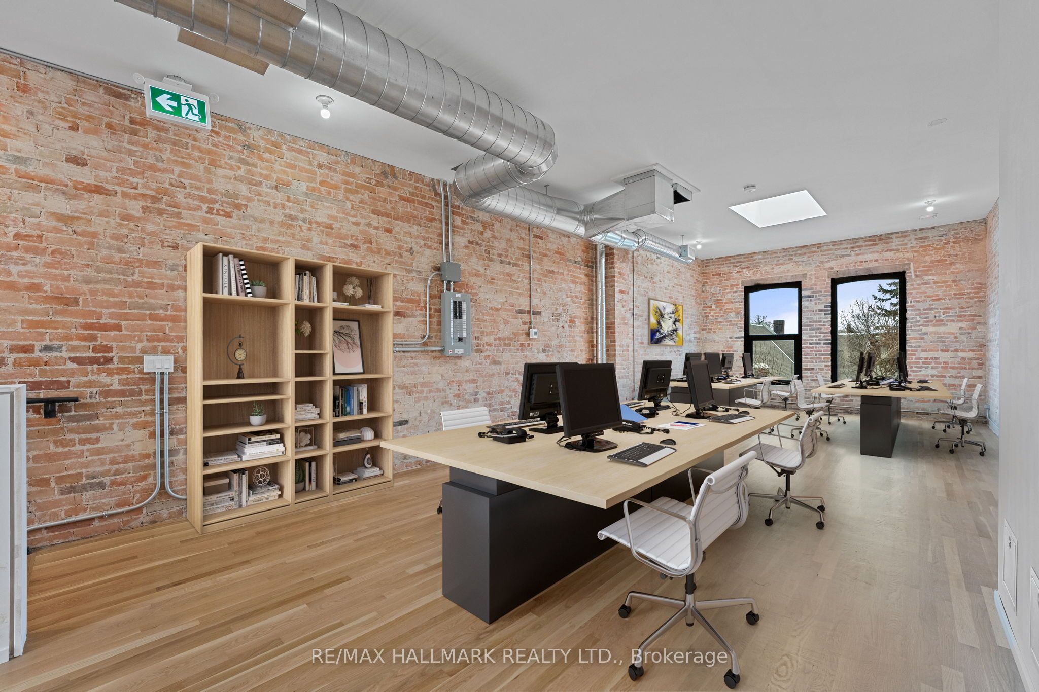#300 - 974 Queen Street Property Photo 2
