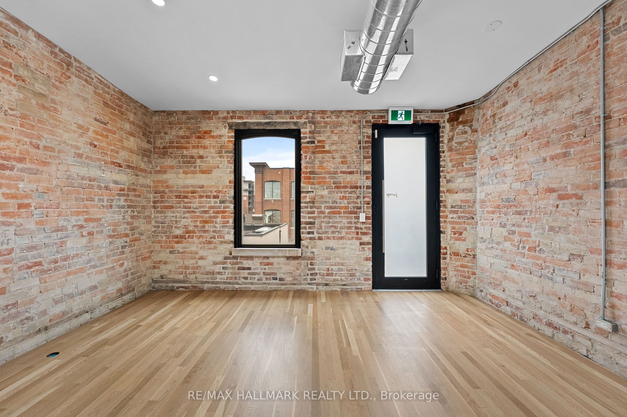 #300 - 974 Queen Street Property Photo 6