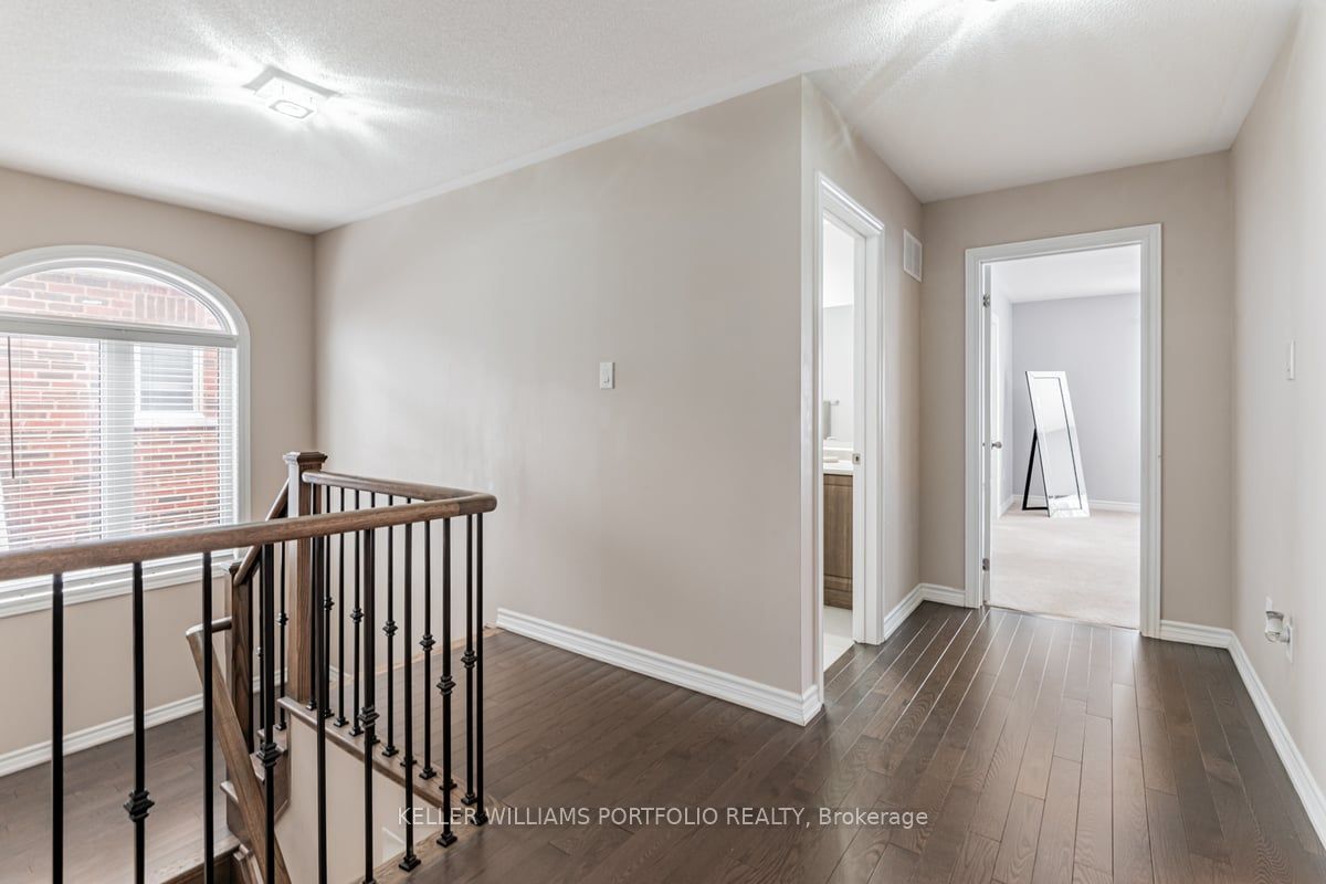 42 Willoughby Place Property Photo 22