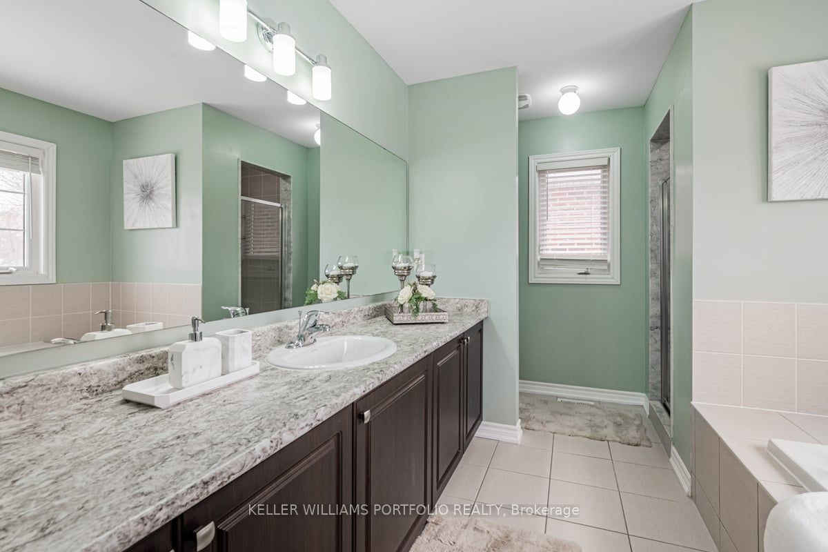 42 Willoughby Place Property Photo 26