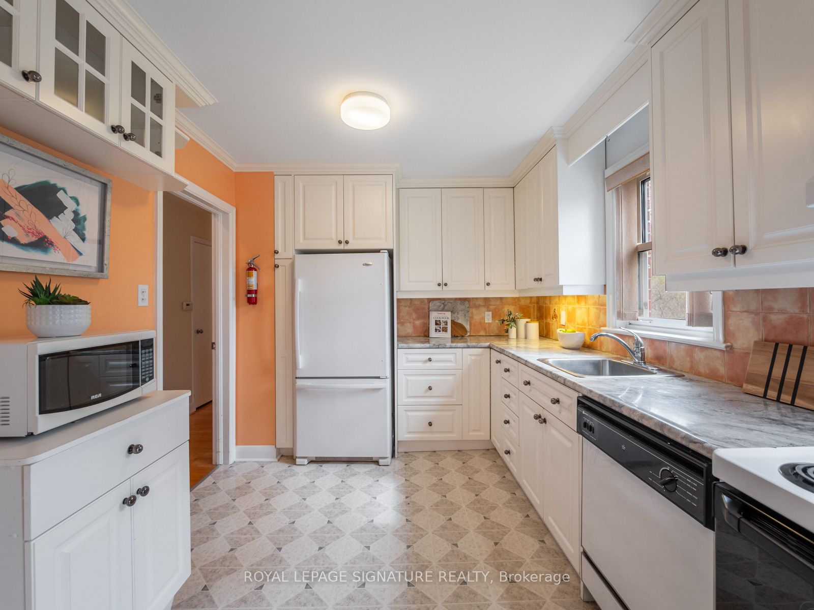 7 Notley Place Property Photo 8