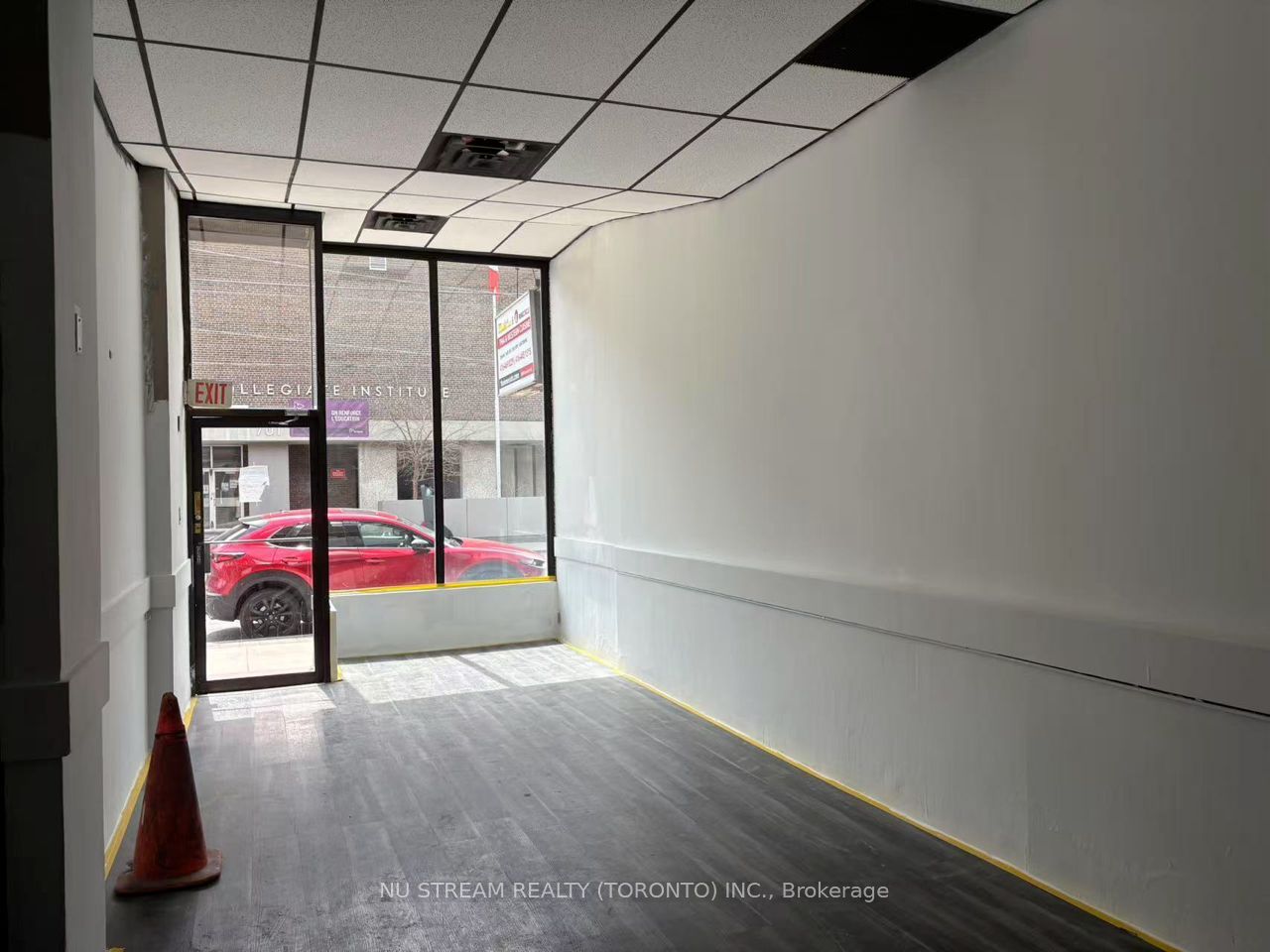 688 Gerrard Street Property Photo 1