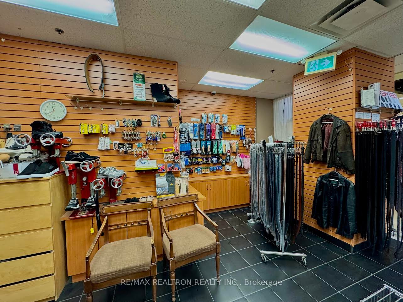 #57 - 1 Eglinton Square Property Photo 16