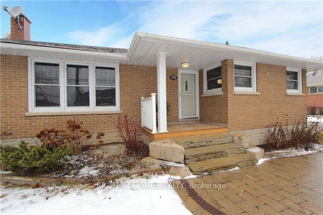 132 Winchester Road E Property Photo 25