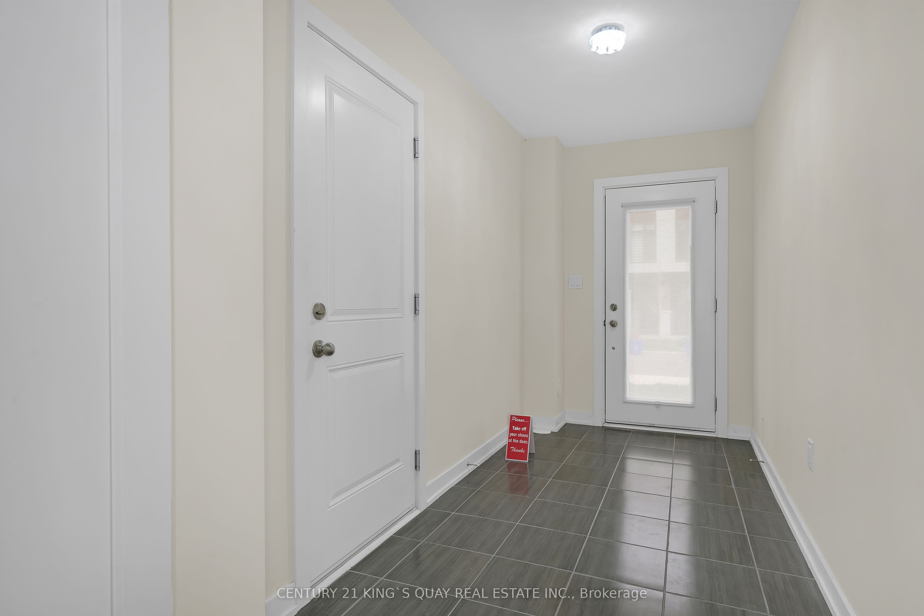 250 Finch Avenue 33 Property Photo 4