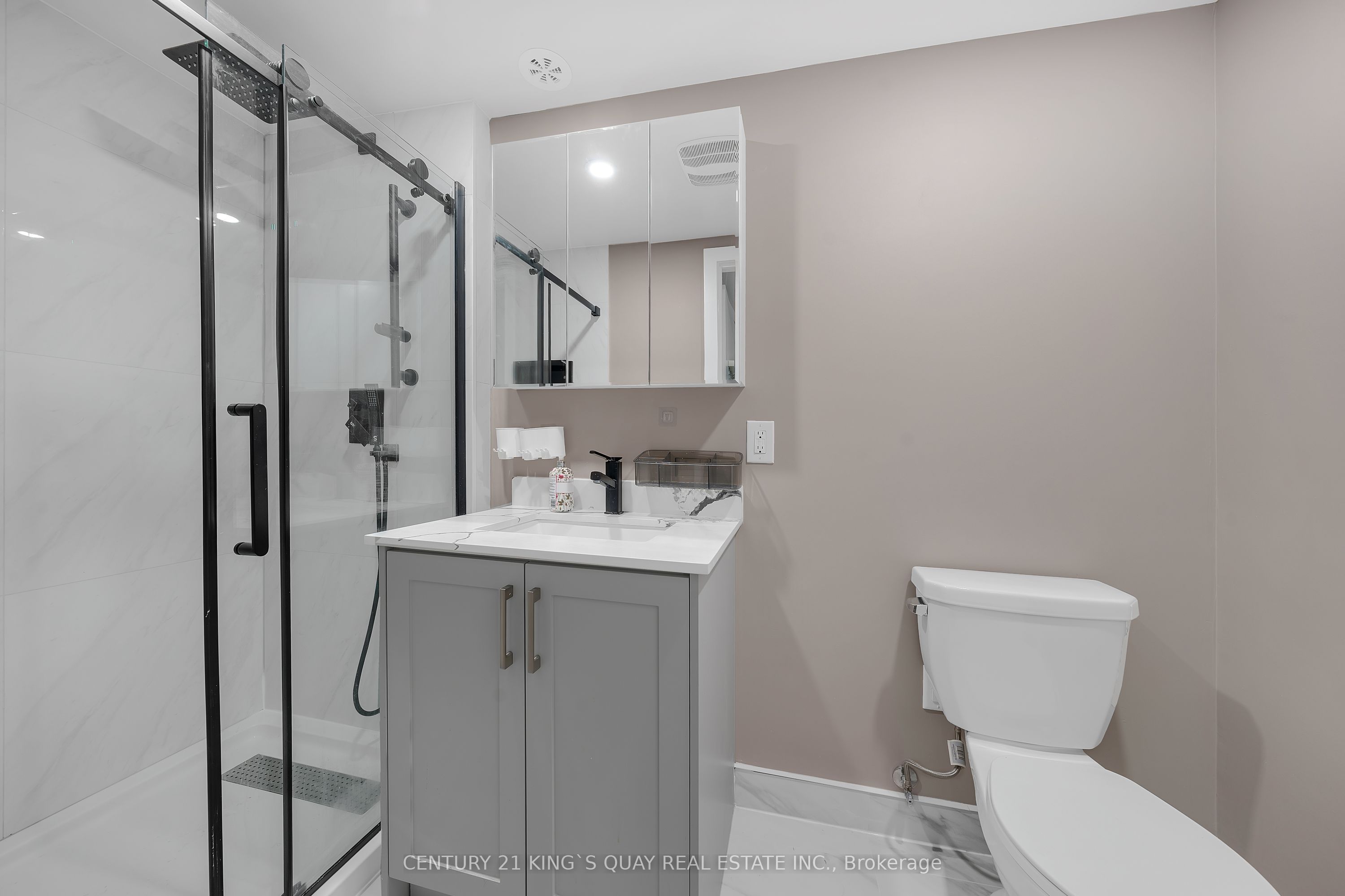 250 Finch Avenue 33 Property Photo 8