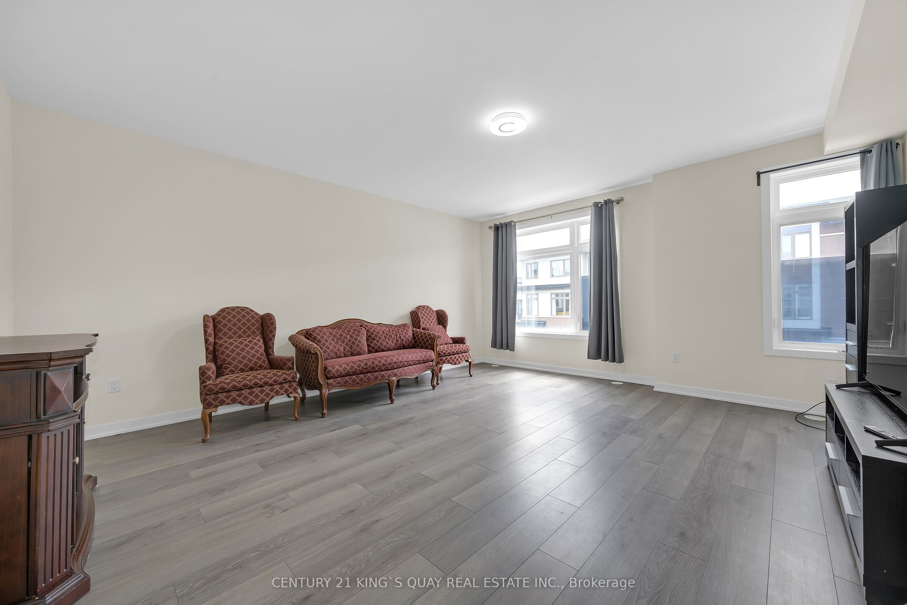 250 Finch Avenue 33 Property Photo 10