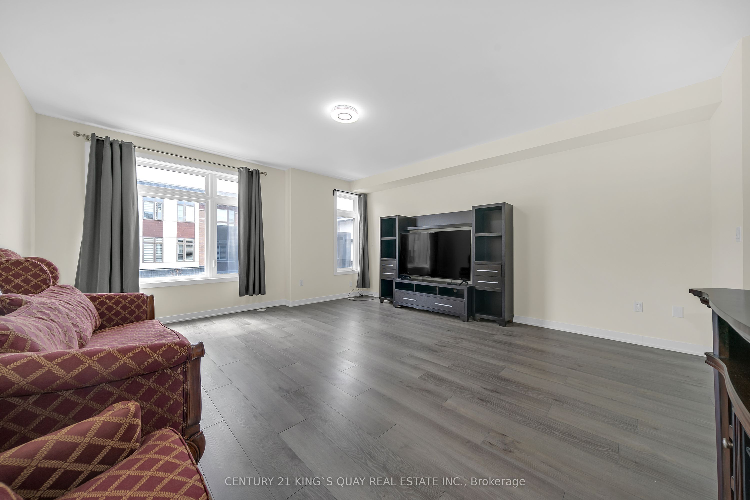 250 Finch Avenue 33 Property Photo 11