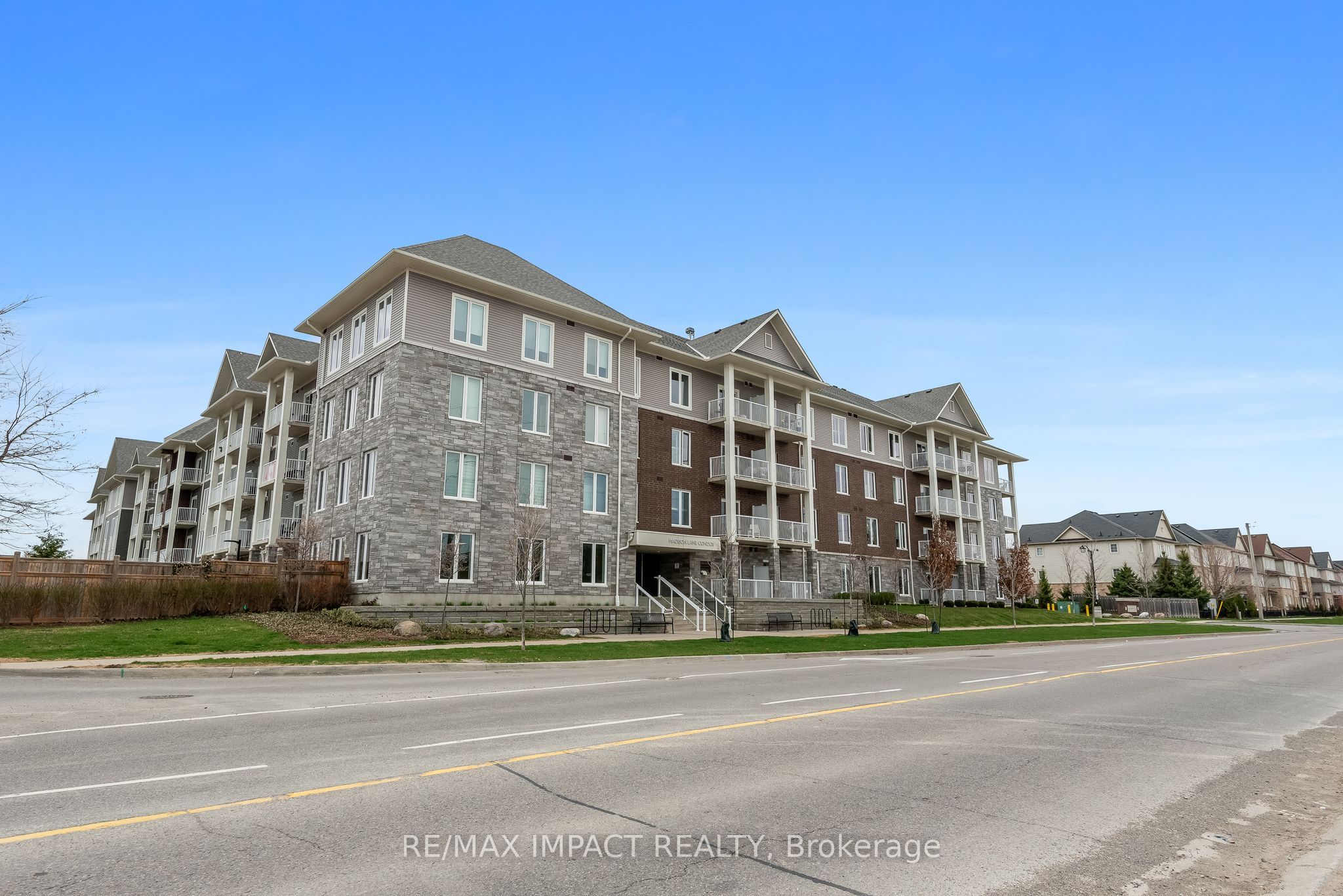 #305 - 290 Liberty Street Property Photo 1