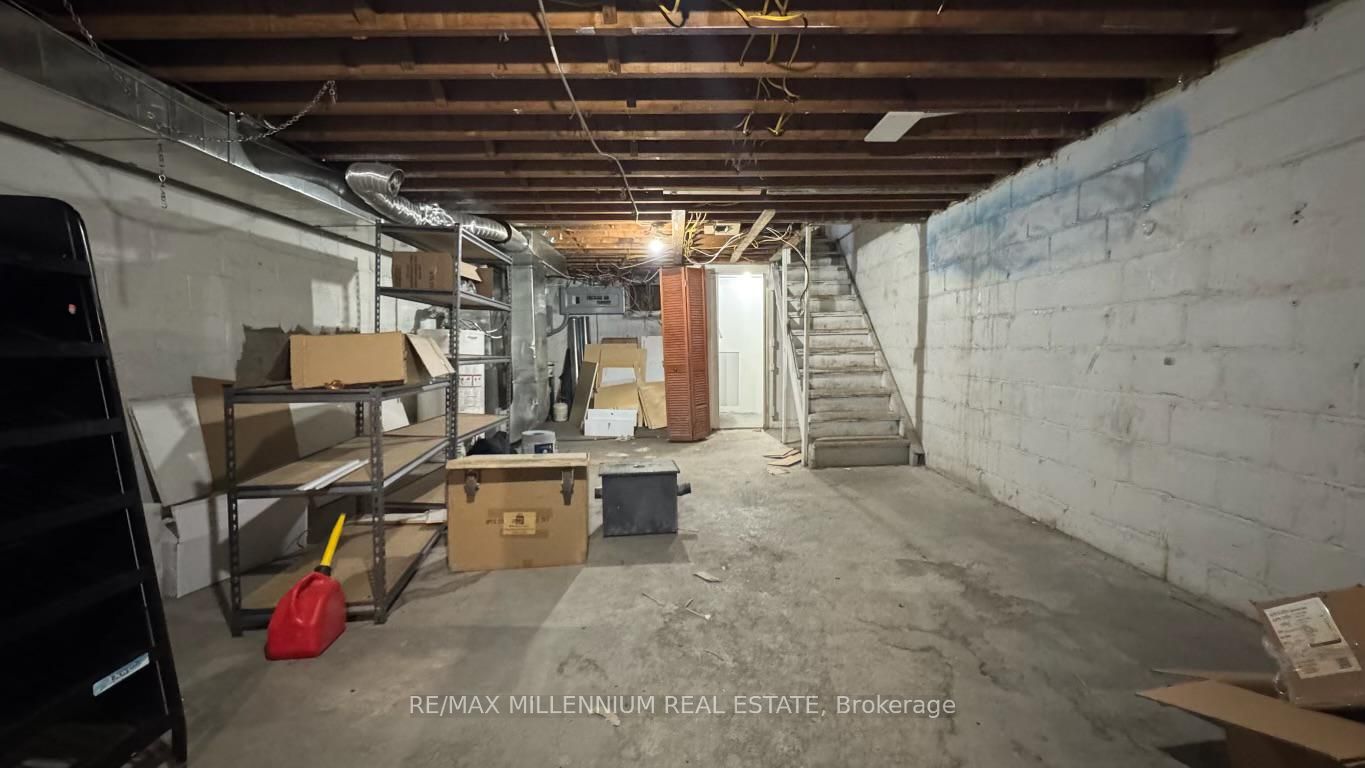 451 Pharmacy Ave Avenue Property Photo 24
