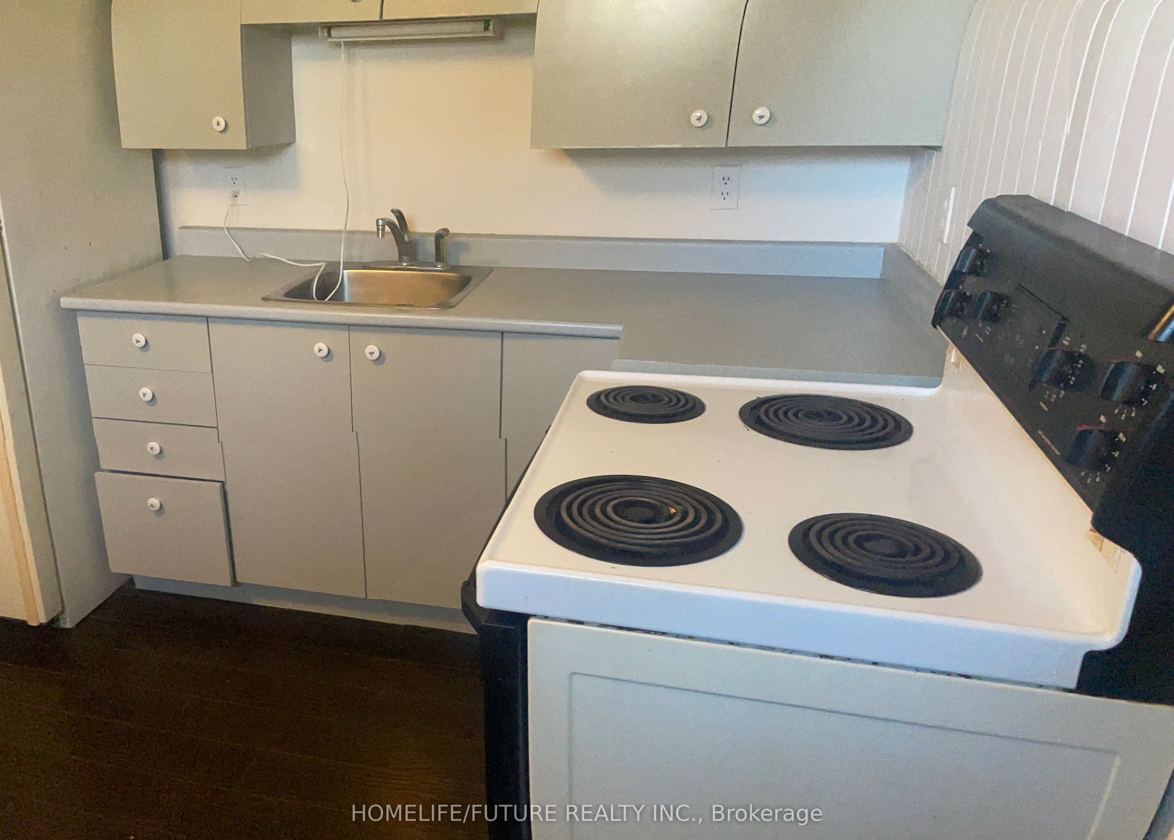 1237 Cedar Street Bsmt Property Photo 5