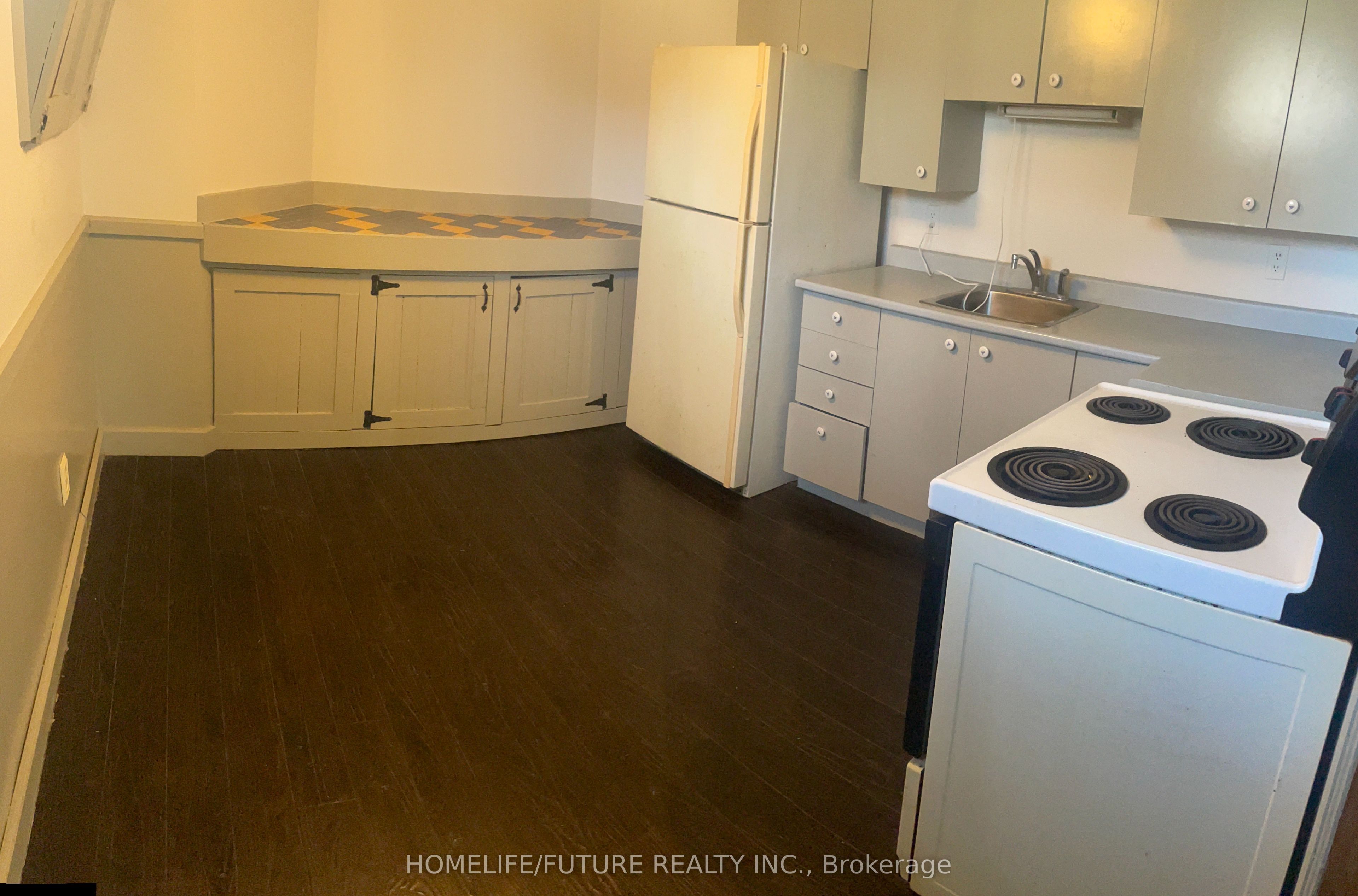 1237 Cedar Street Bsmt Property Photo 6