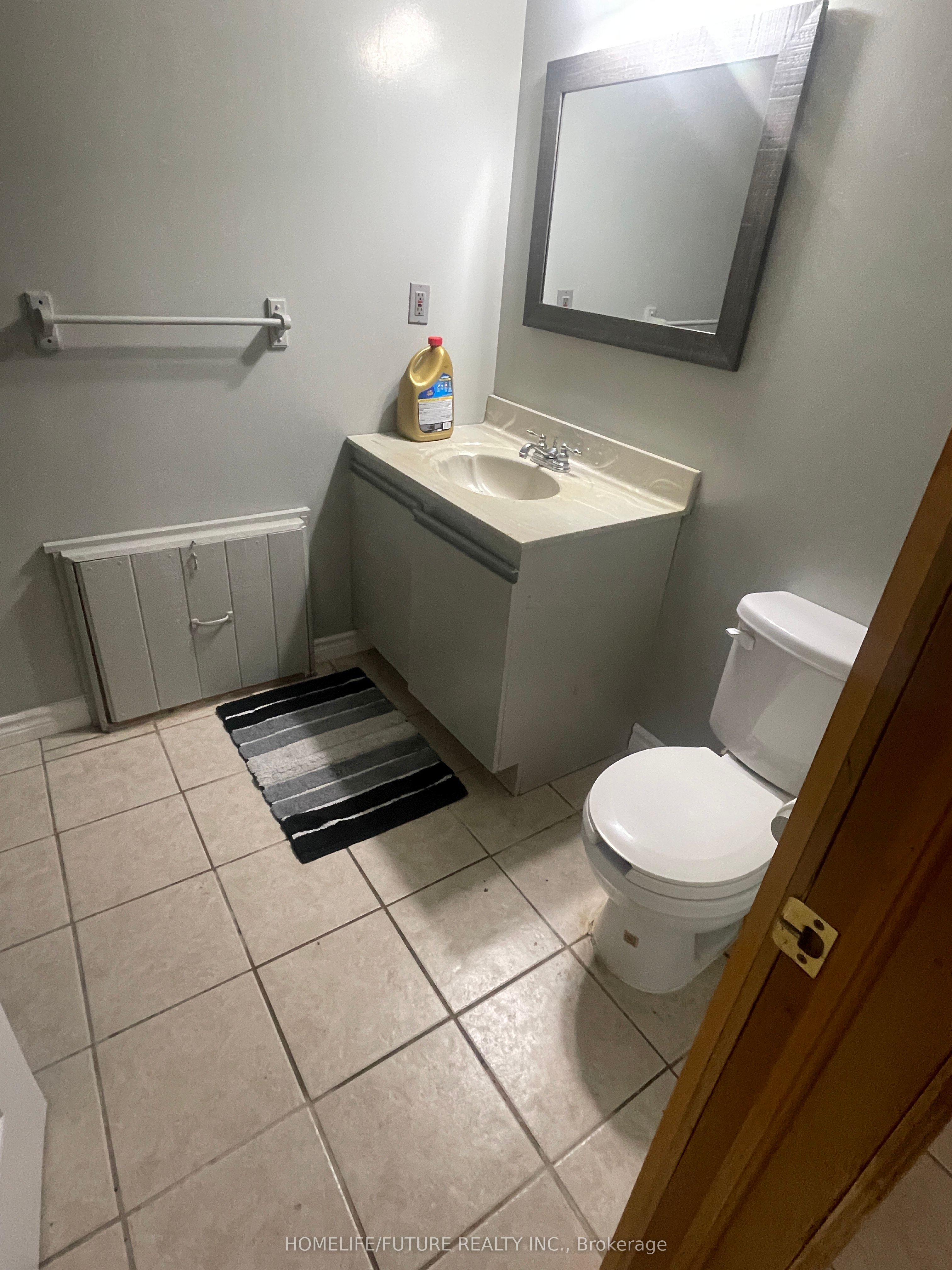 1237 Cedar Street Bsmt Property Photo 7