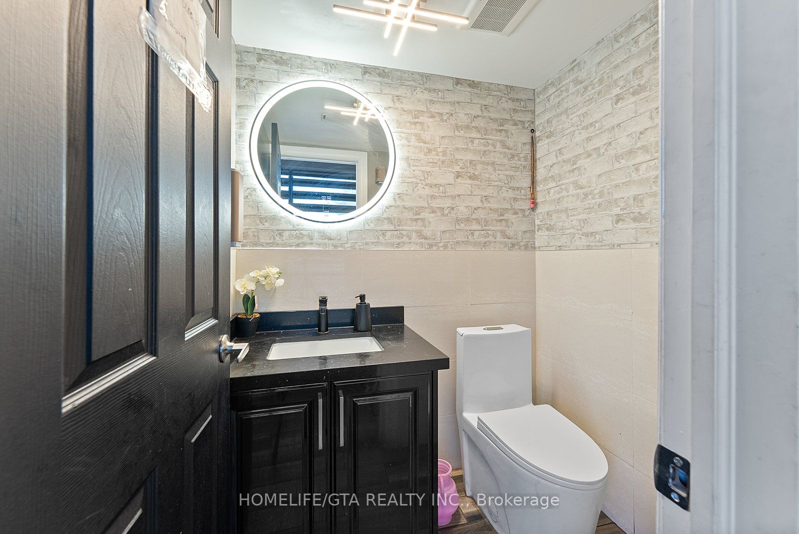 1071 Danforth Road 7 Property Photo 17