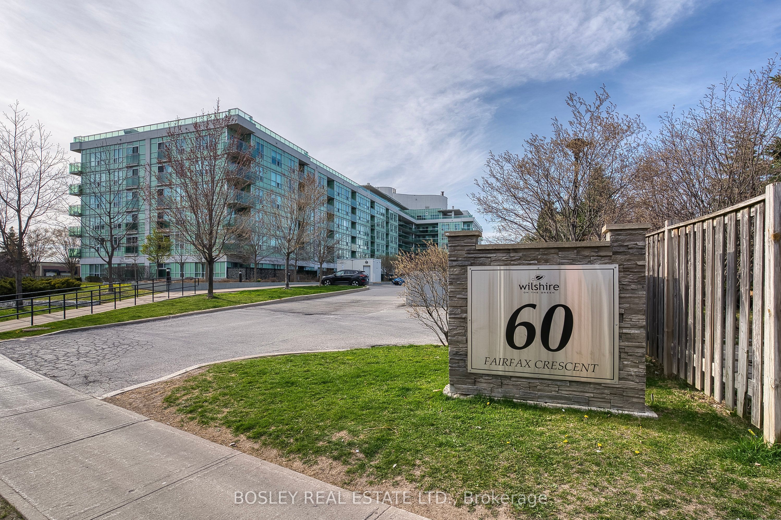 #326 - 60 Fairfax Crescent Property Photo 23