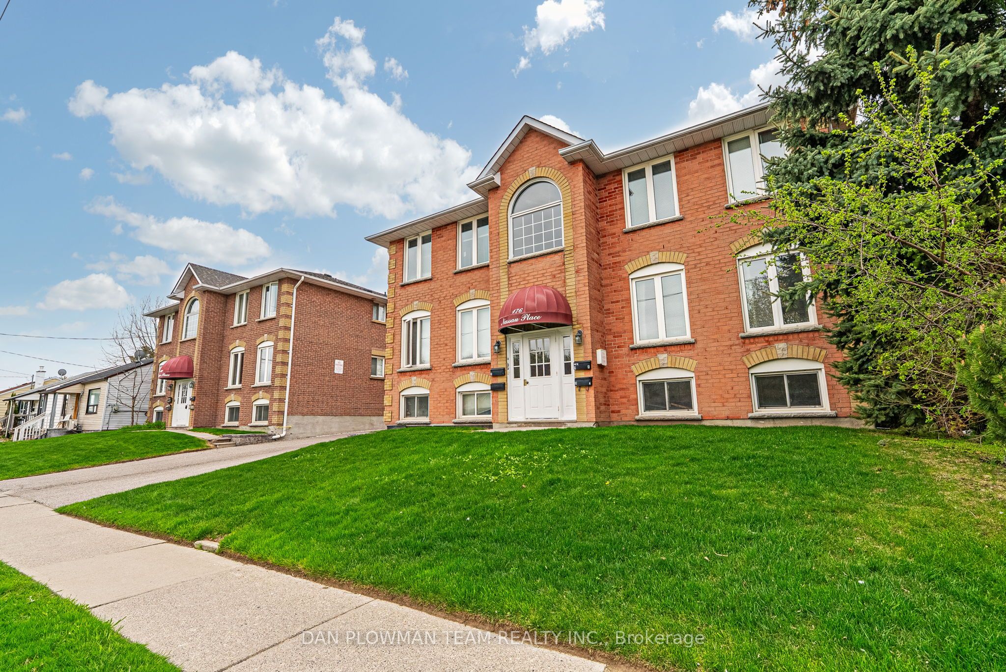 176/180 Nassau Street Property Photo 4