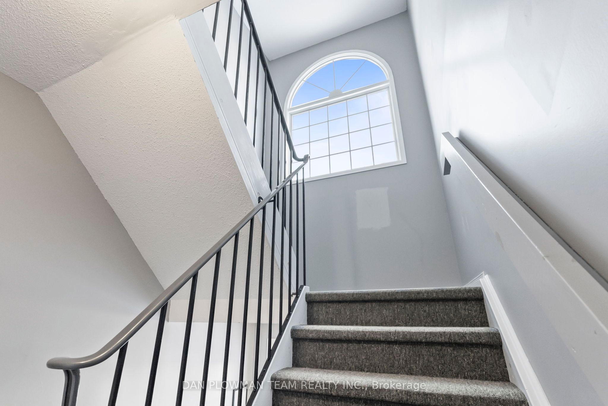 176/180 Nassau Street Property Photo 40